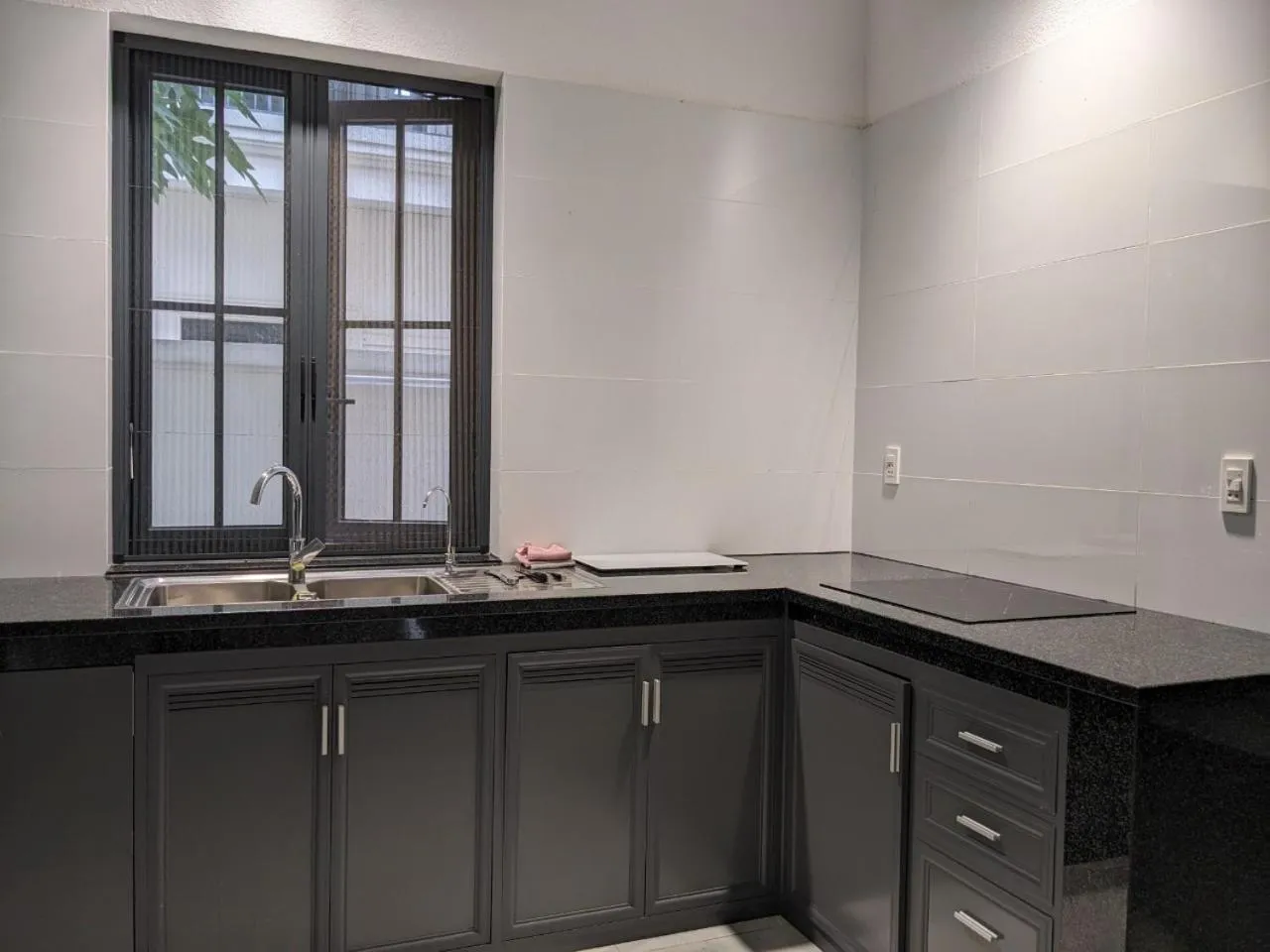 Kitchen or kitchenette in Thong Dong Homestay