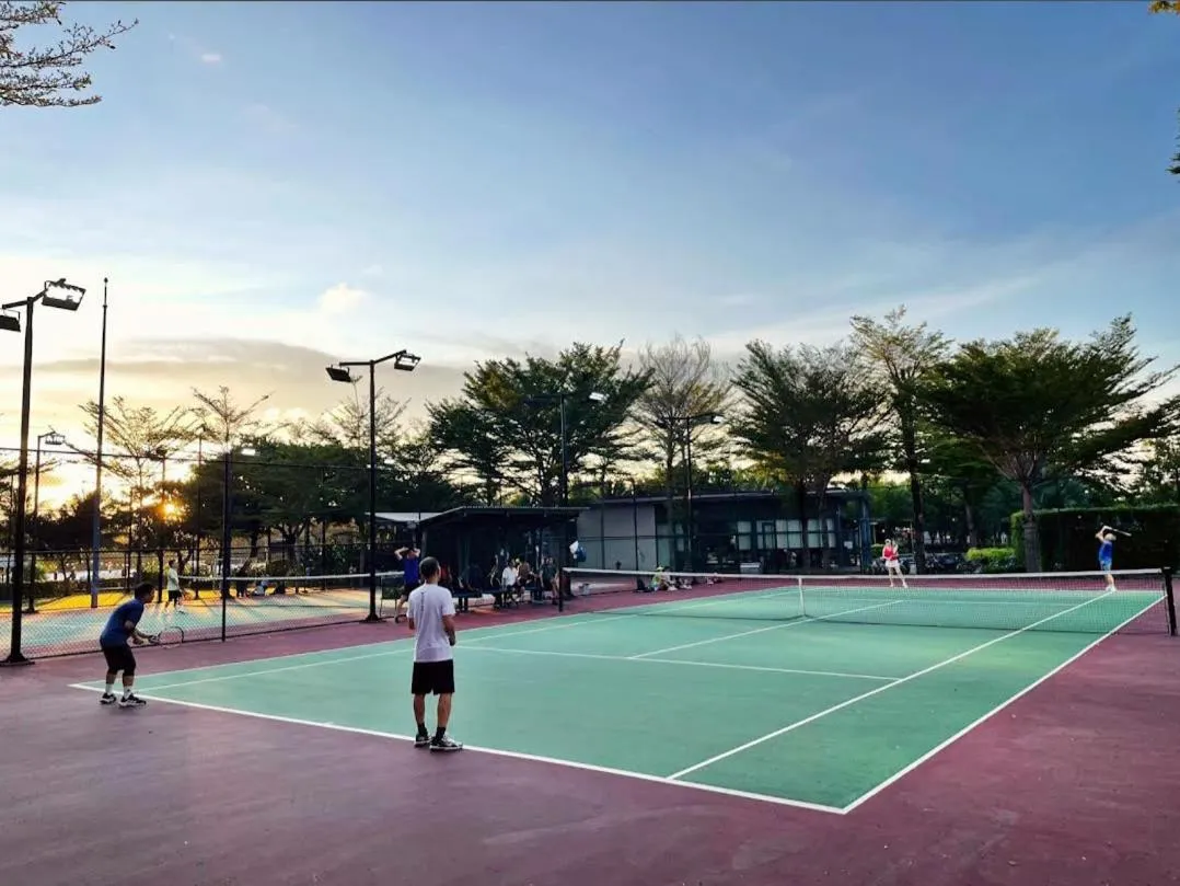 Tennis court in Thong Dong Homestay
