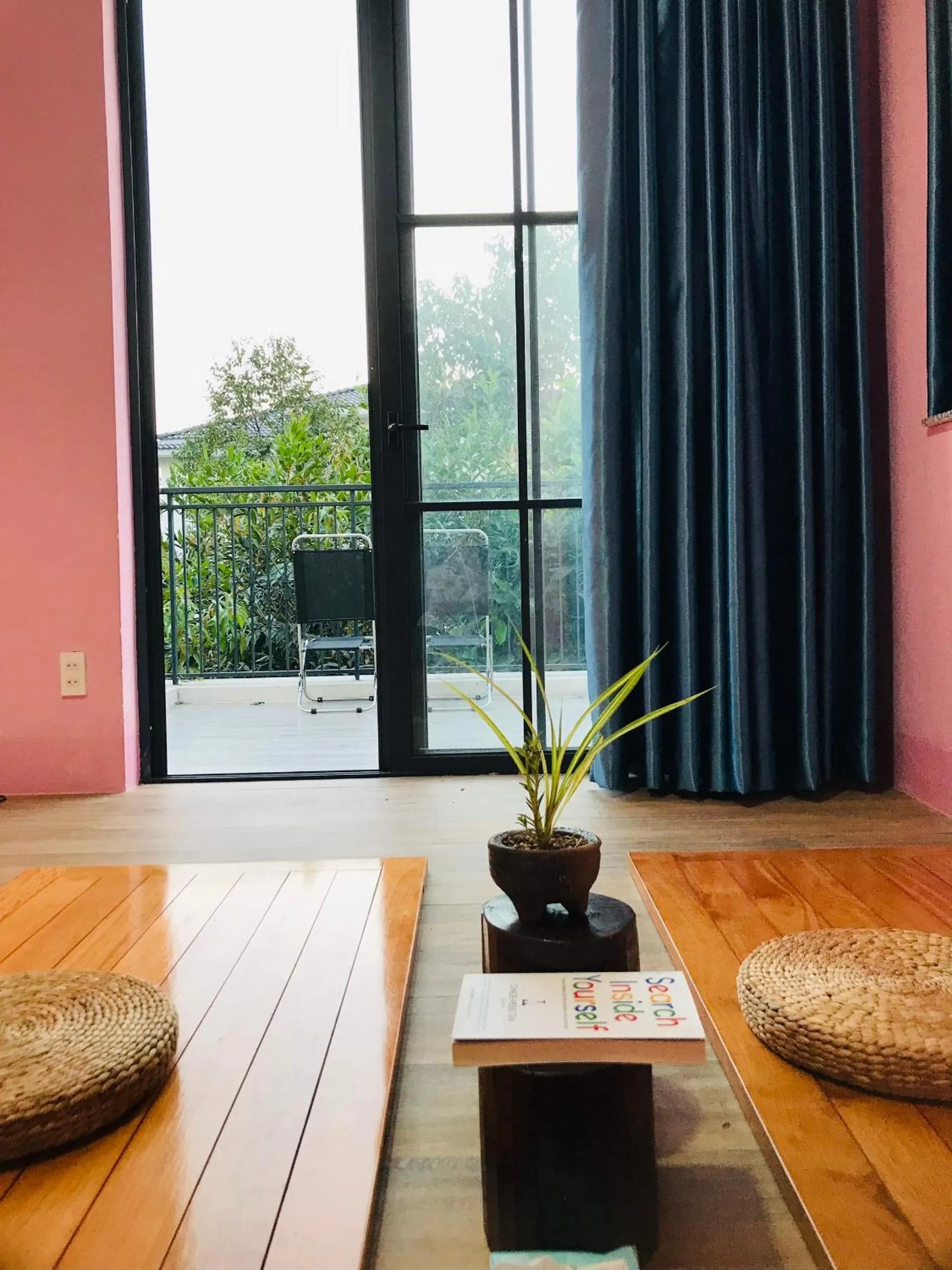 Balcony/Terrace, Bed in Thong Dong Homestay