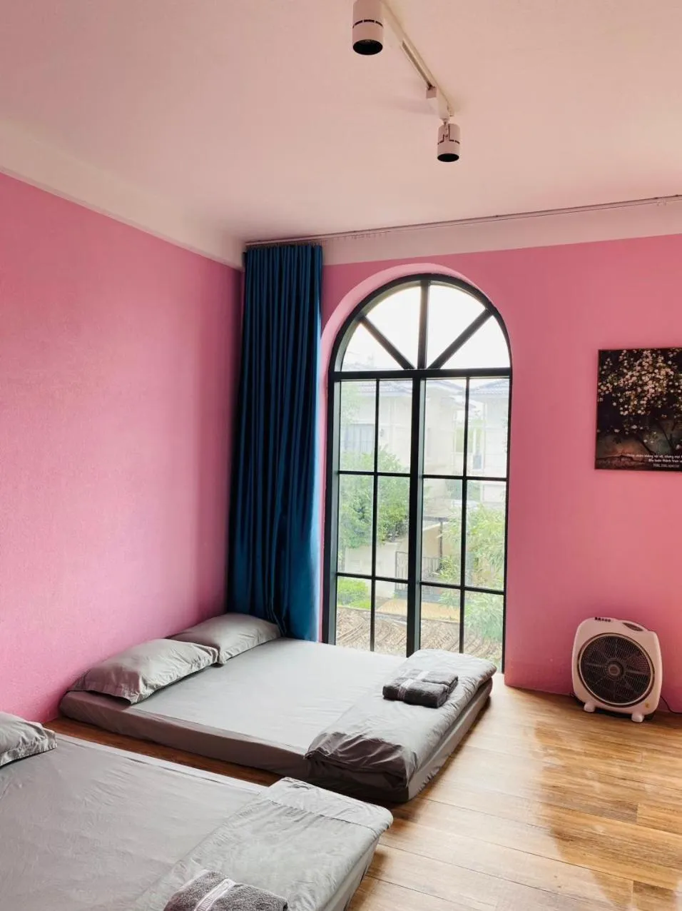 Bed in Thong Dong Homestay