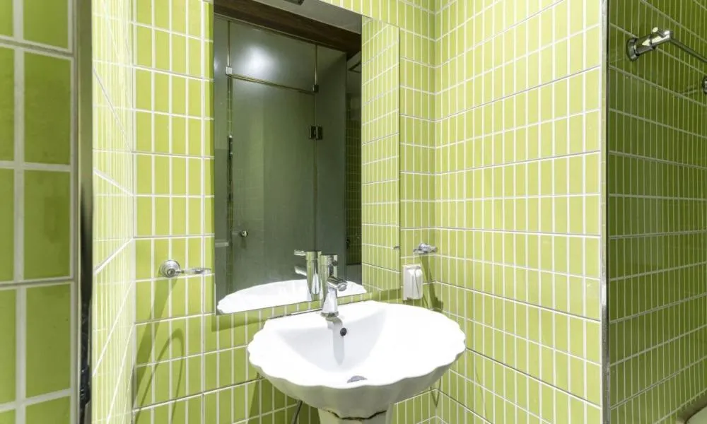 Shower in Dongtan BobosHotel