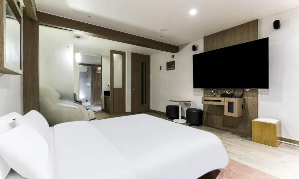 TV and multimedia, Bed in Dongtan BobosHotel