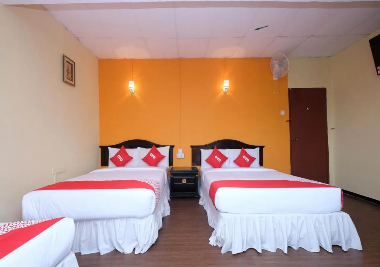 Bed in Hotel Tudor Home Inn Cameron Highlands