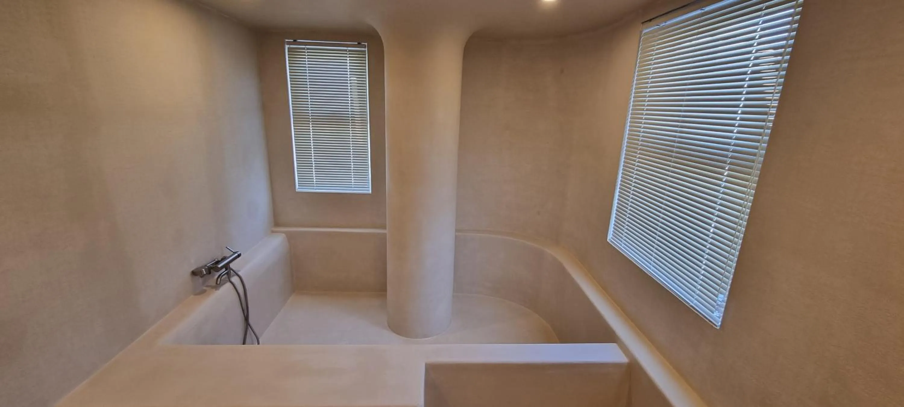 Hot Tub in Island Stay