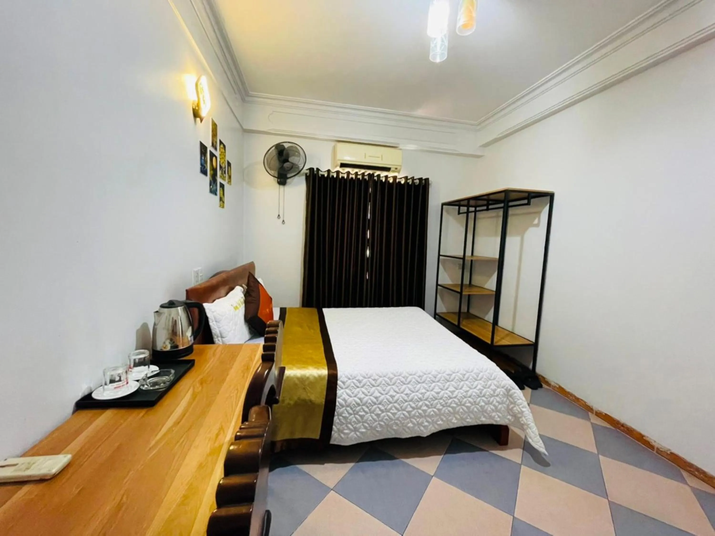 Bedroom, Bed in Thắng Lợi Hotel