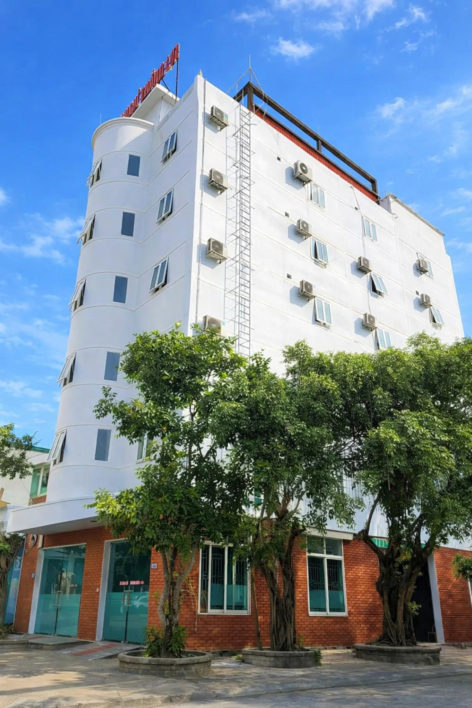 Property building in Thắng Lợi Hotel