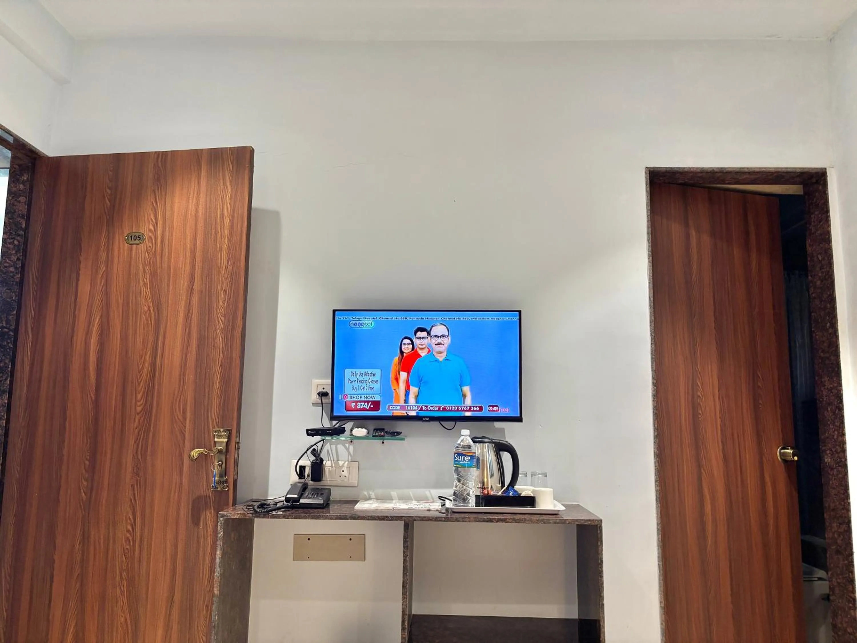 TV and multimedia in Misty Blue Resort and Villas