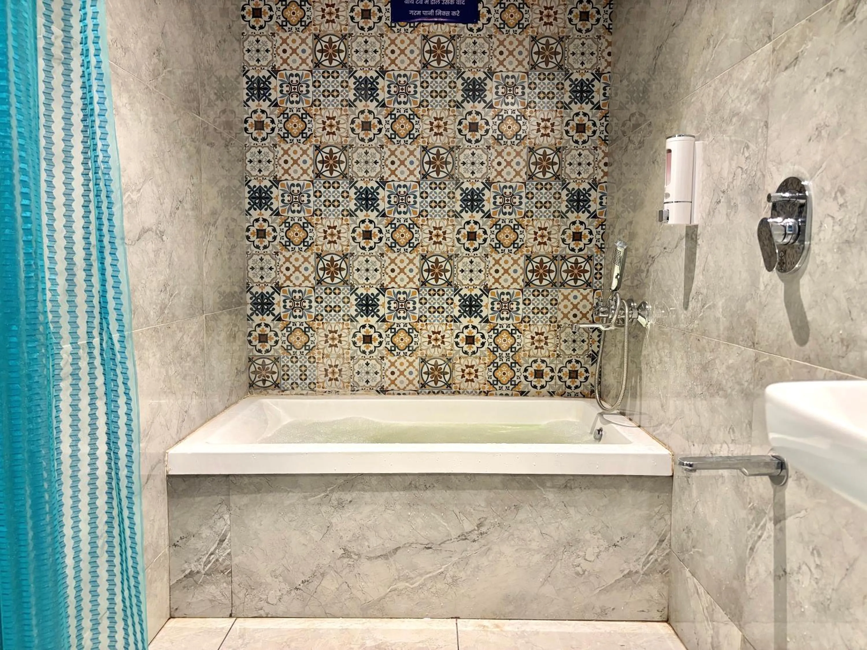 Bath in Misty Blue Resort and Villas