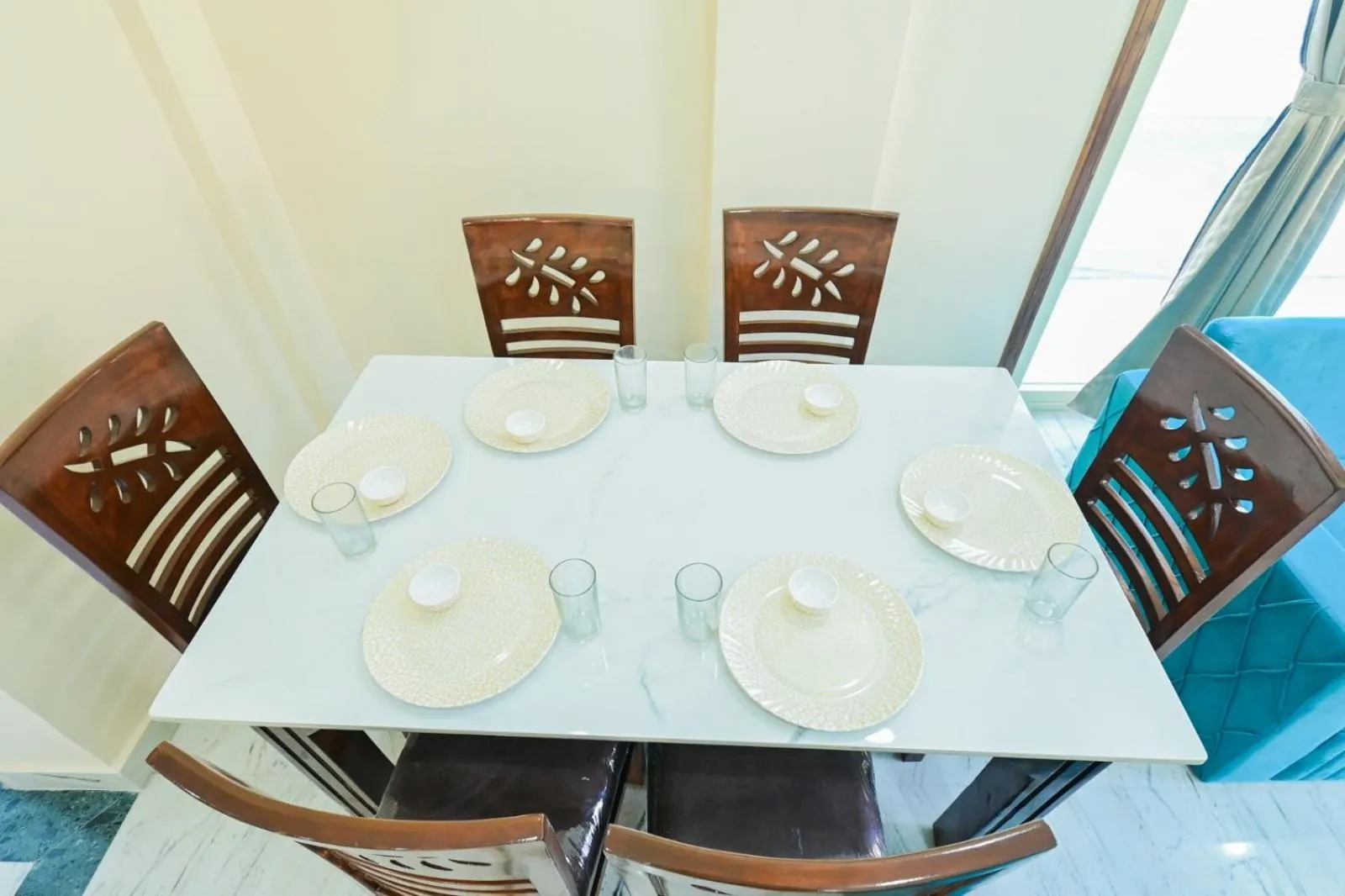 Dining area in Misty Blue Resort and Villas