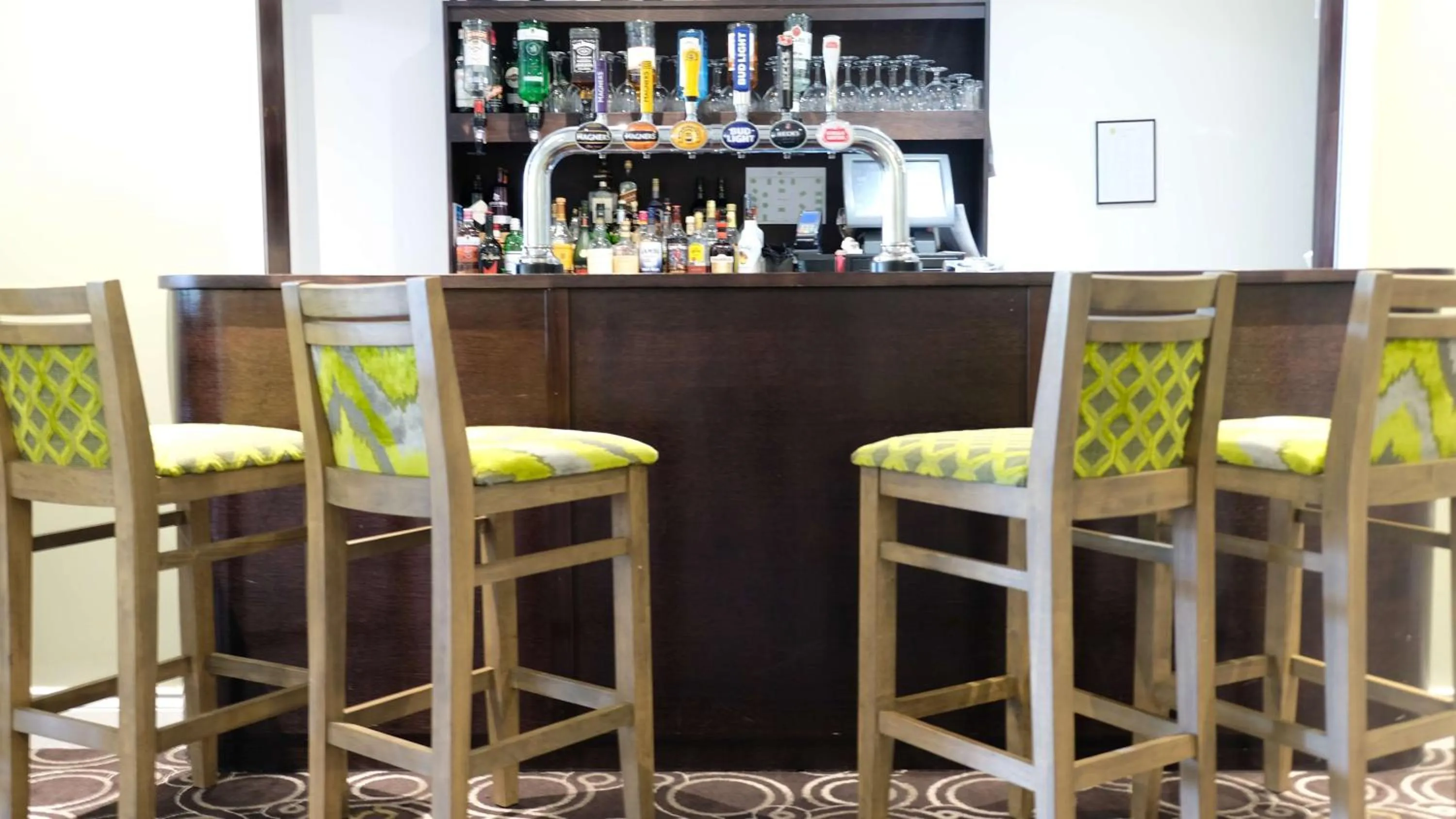 Food and drinks in Best Western Priory Hotel