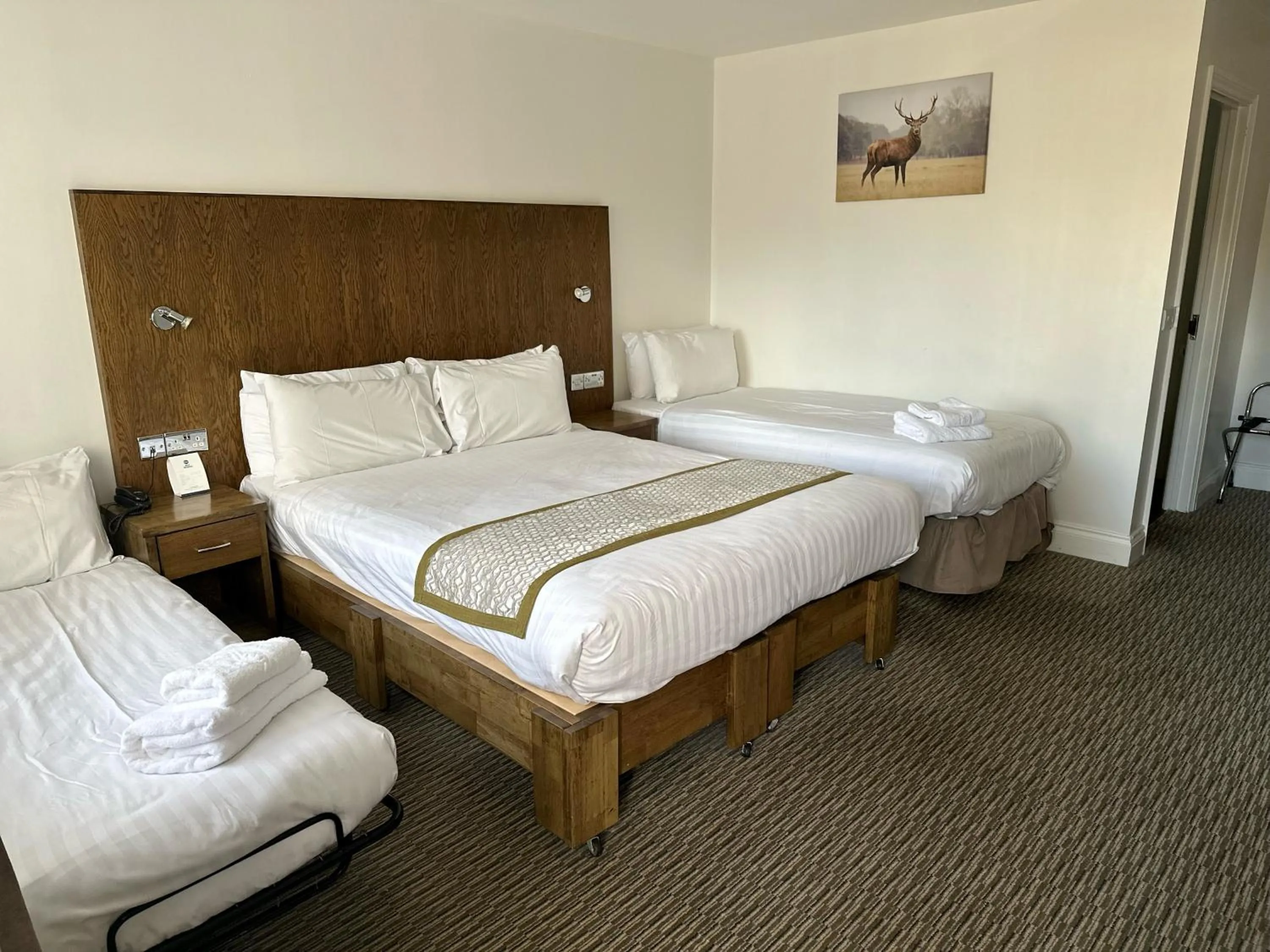 Bed in Best Western Priory Hotel
