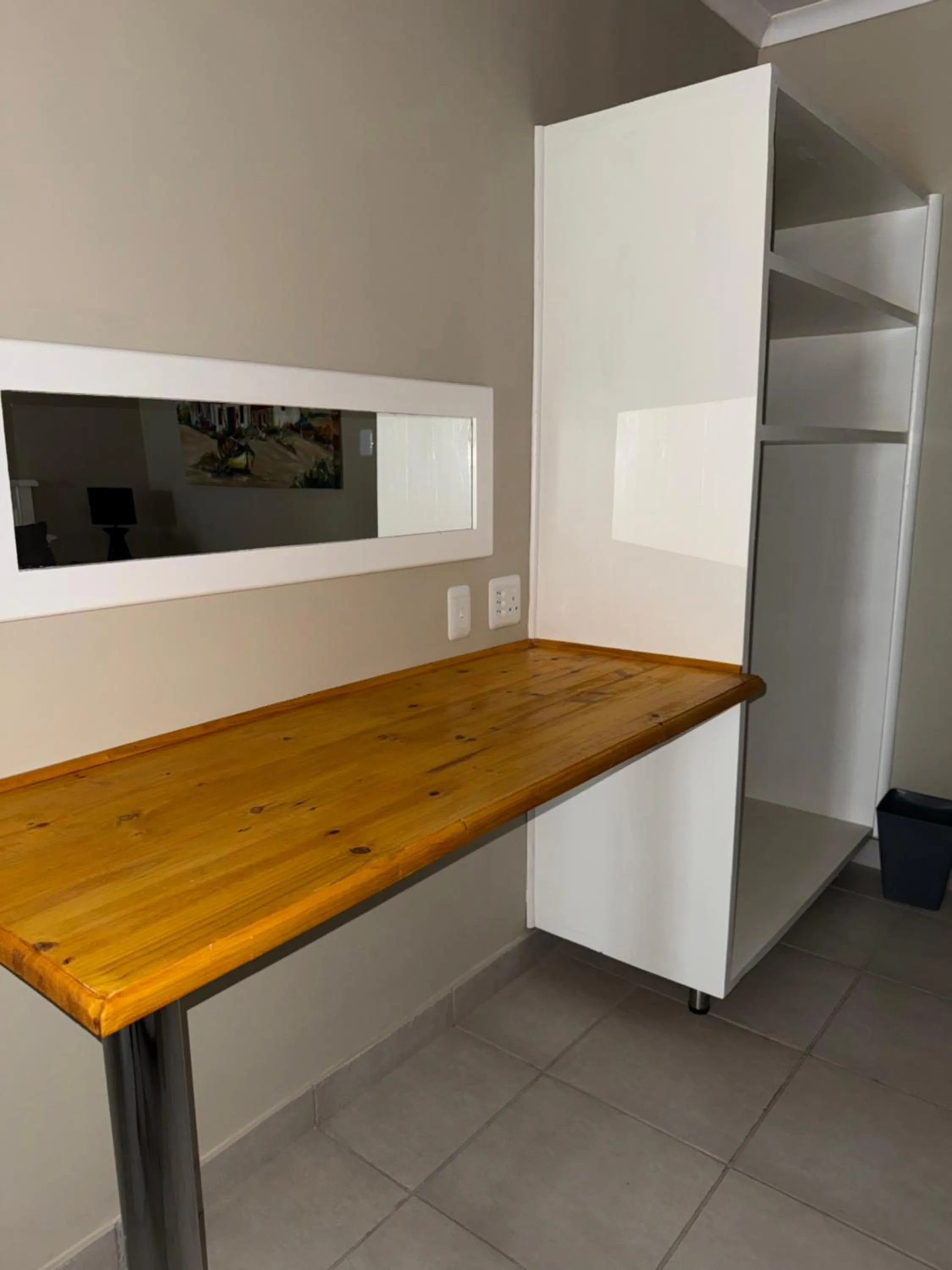 wardrobe in Amberdale Estate Self Catering