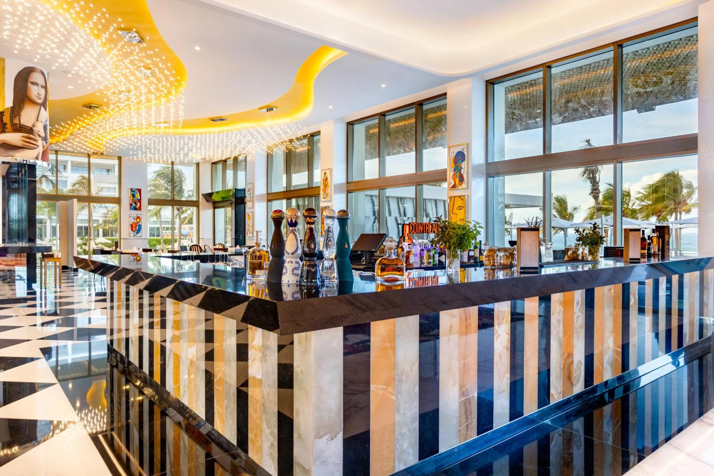 Restaurant/places to eat in Hotel Mousai Cancun Adults Only