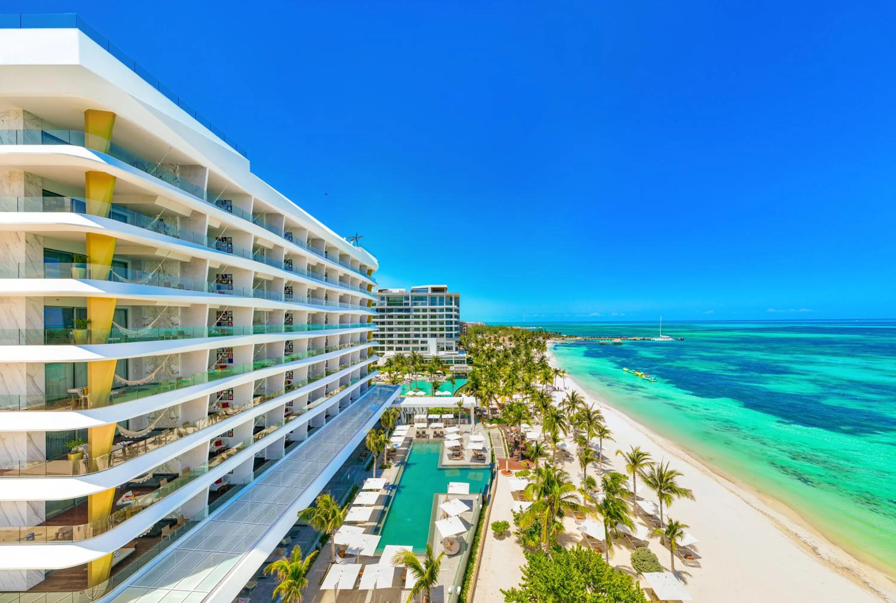 Property building in Hotel Mousai Cancun Ocean Front Adults Only