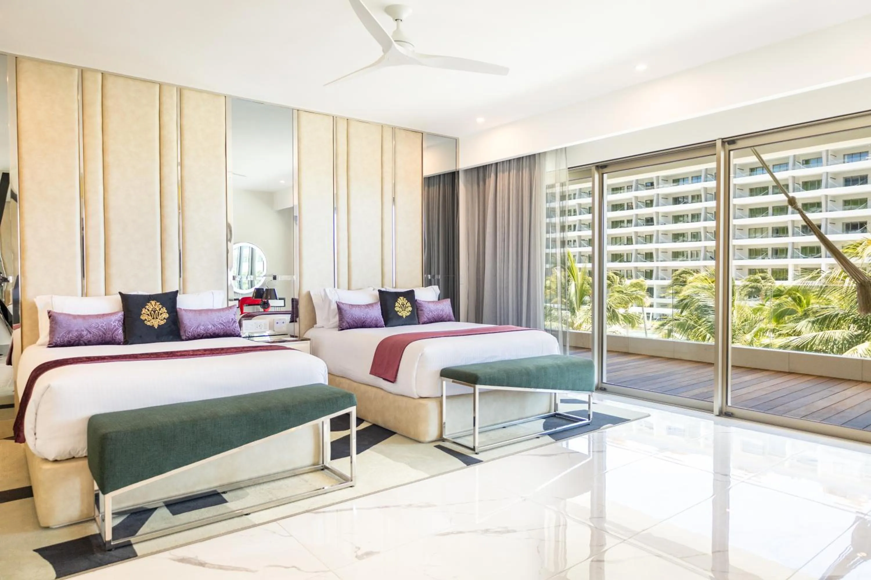 Bed in Hotel Mousai Cancun Adults Only