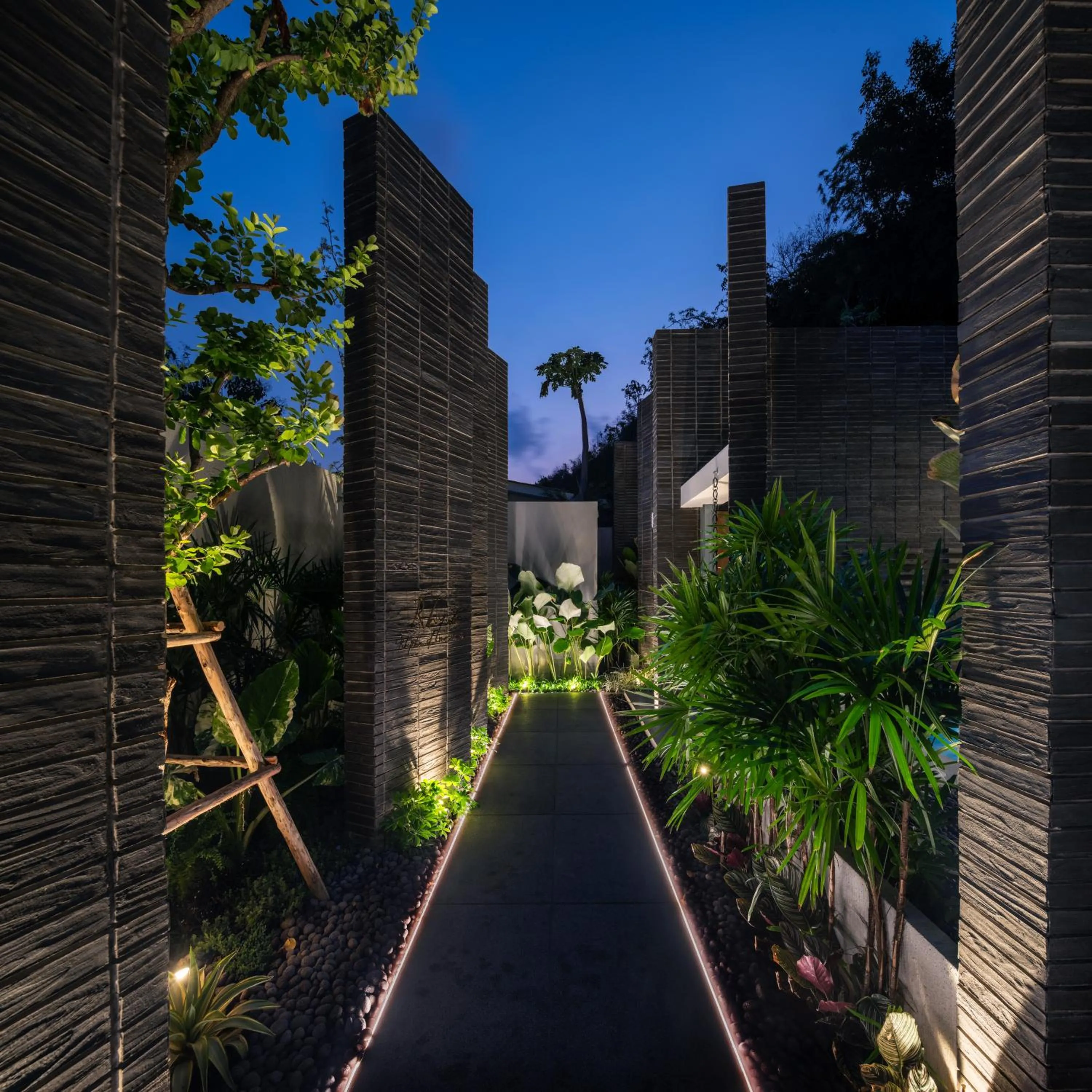 Night in Rhy.a Private Pool Villa