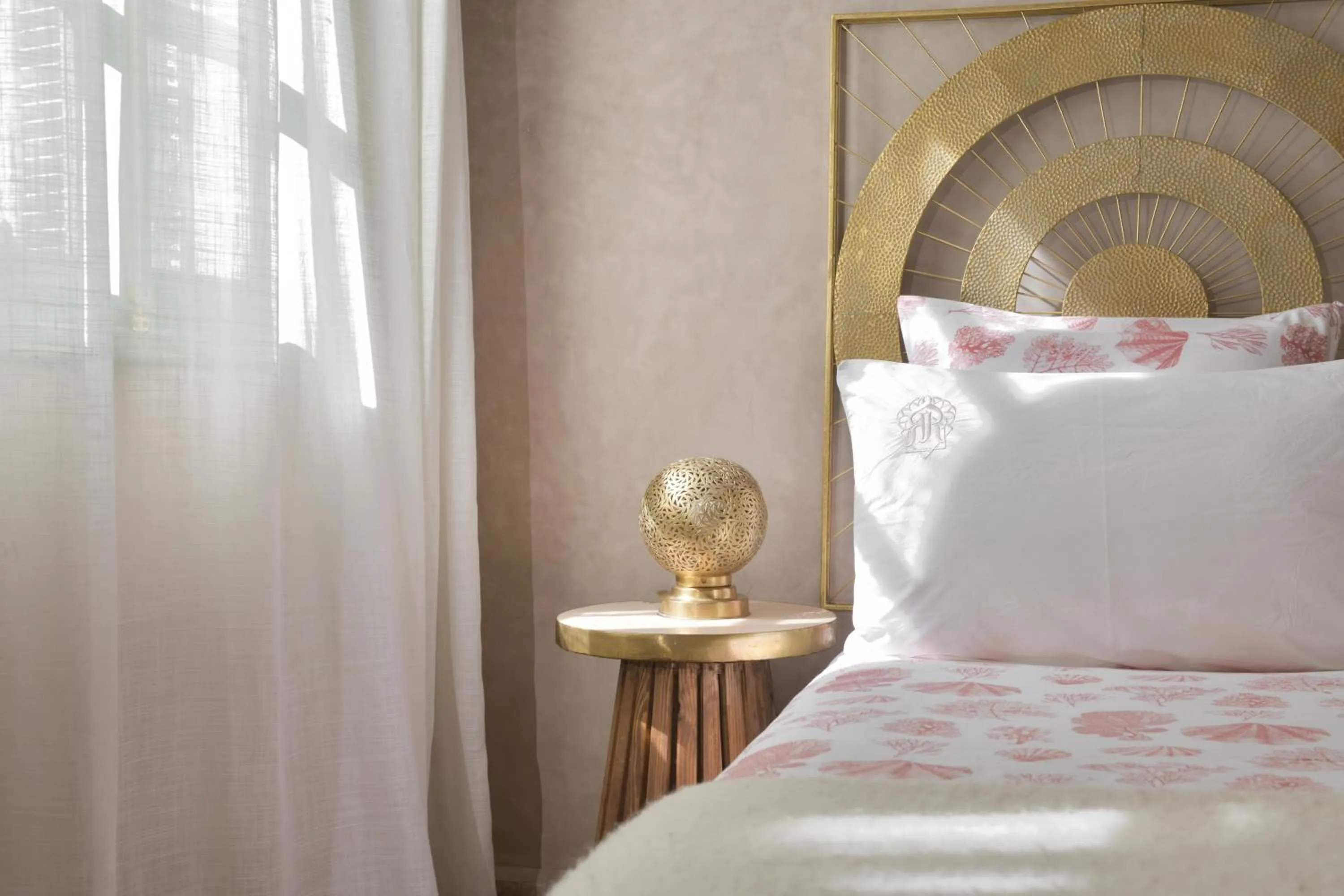 Bed in Riad Palau Marrakech