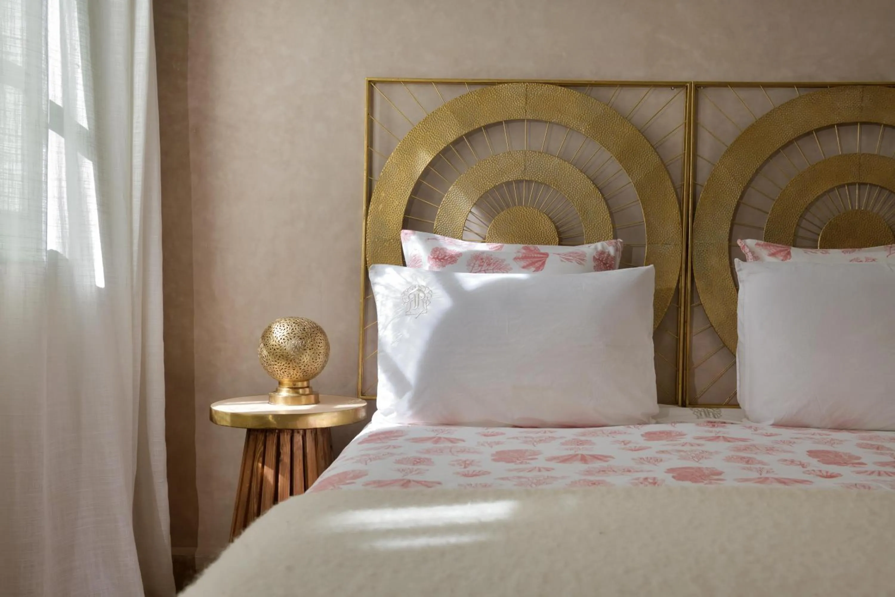 Bed in Riad Palau Marrakech