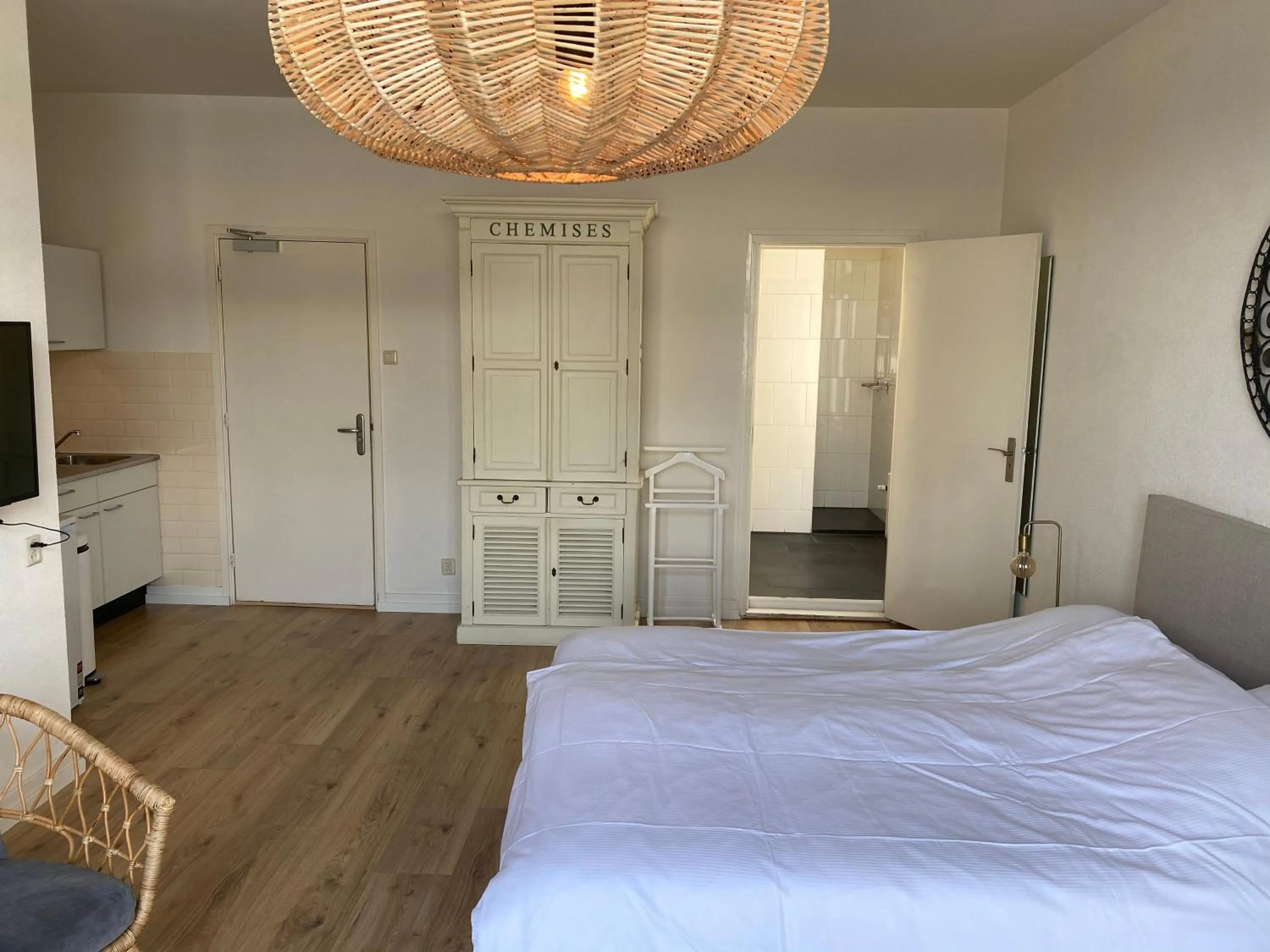 TV and multimedia, Bed in Hotel Doppenberg