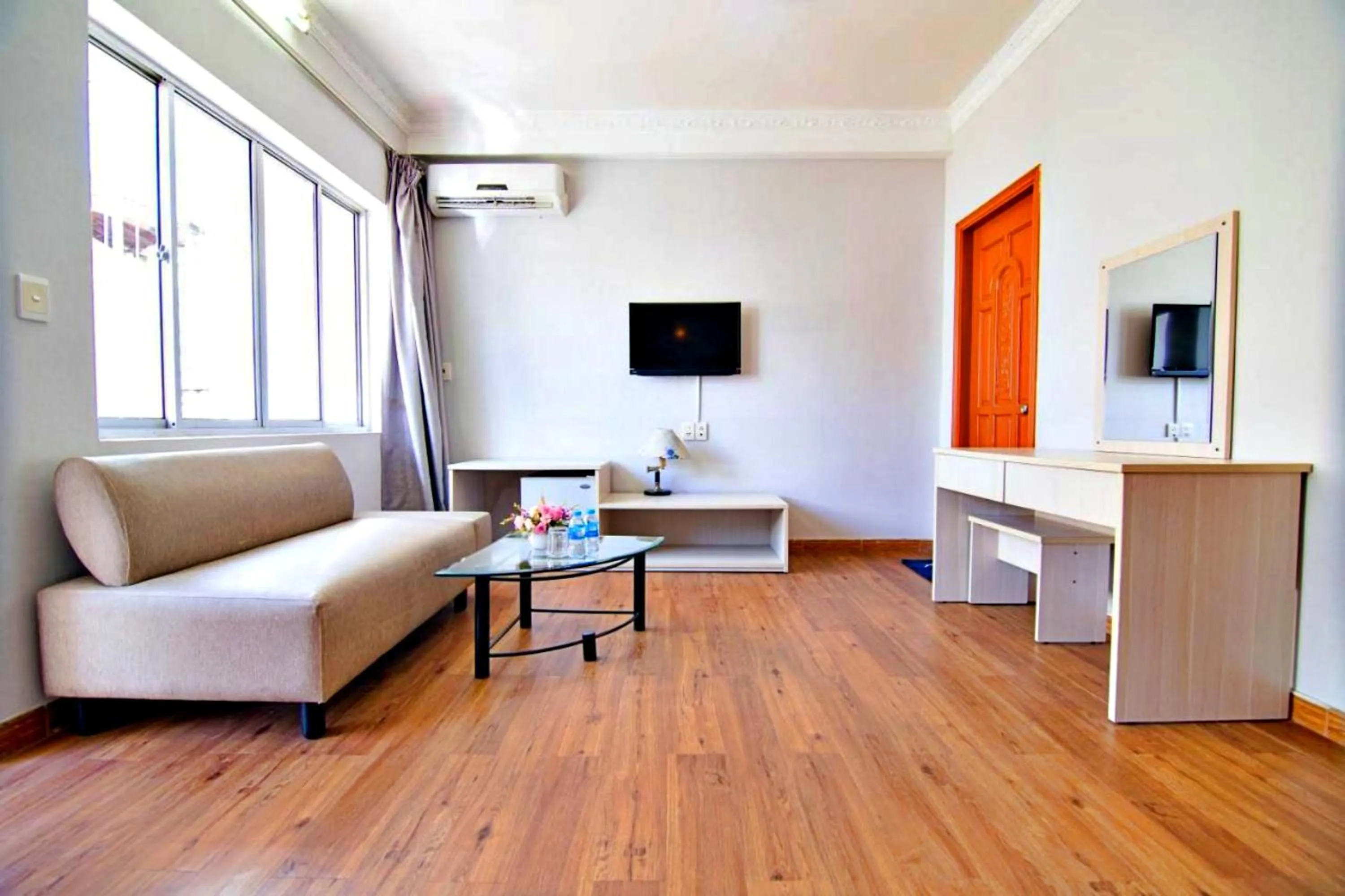 HANZ Quynh Giang Hotel