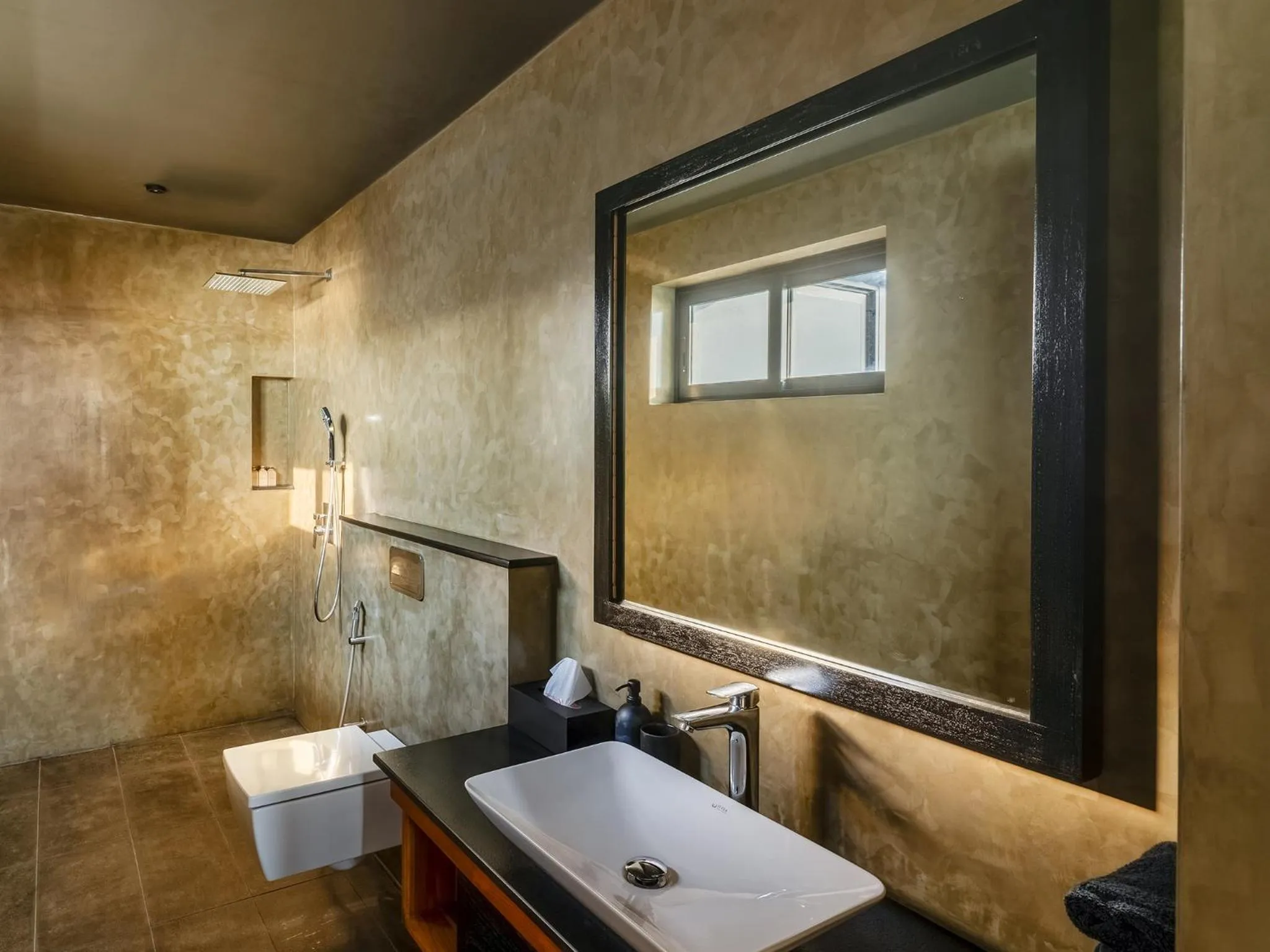 Bathroom in DORMERO Hotel Sri Lanka Hikkaduwa Beach