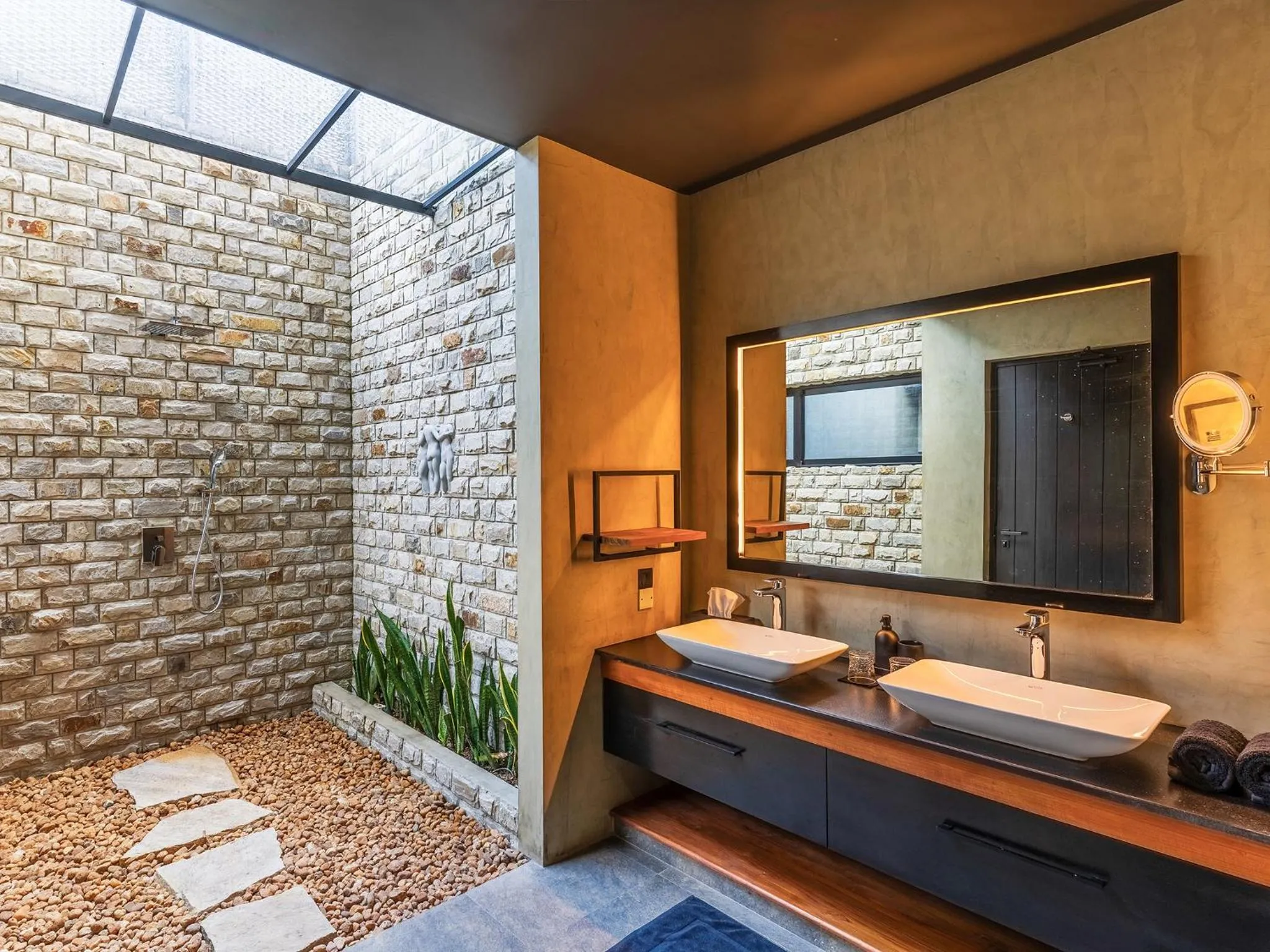 Bathroom in DORMERO Hotel Sri Lanka Hikkaduwa Beach