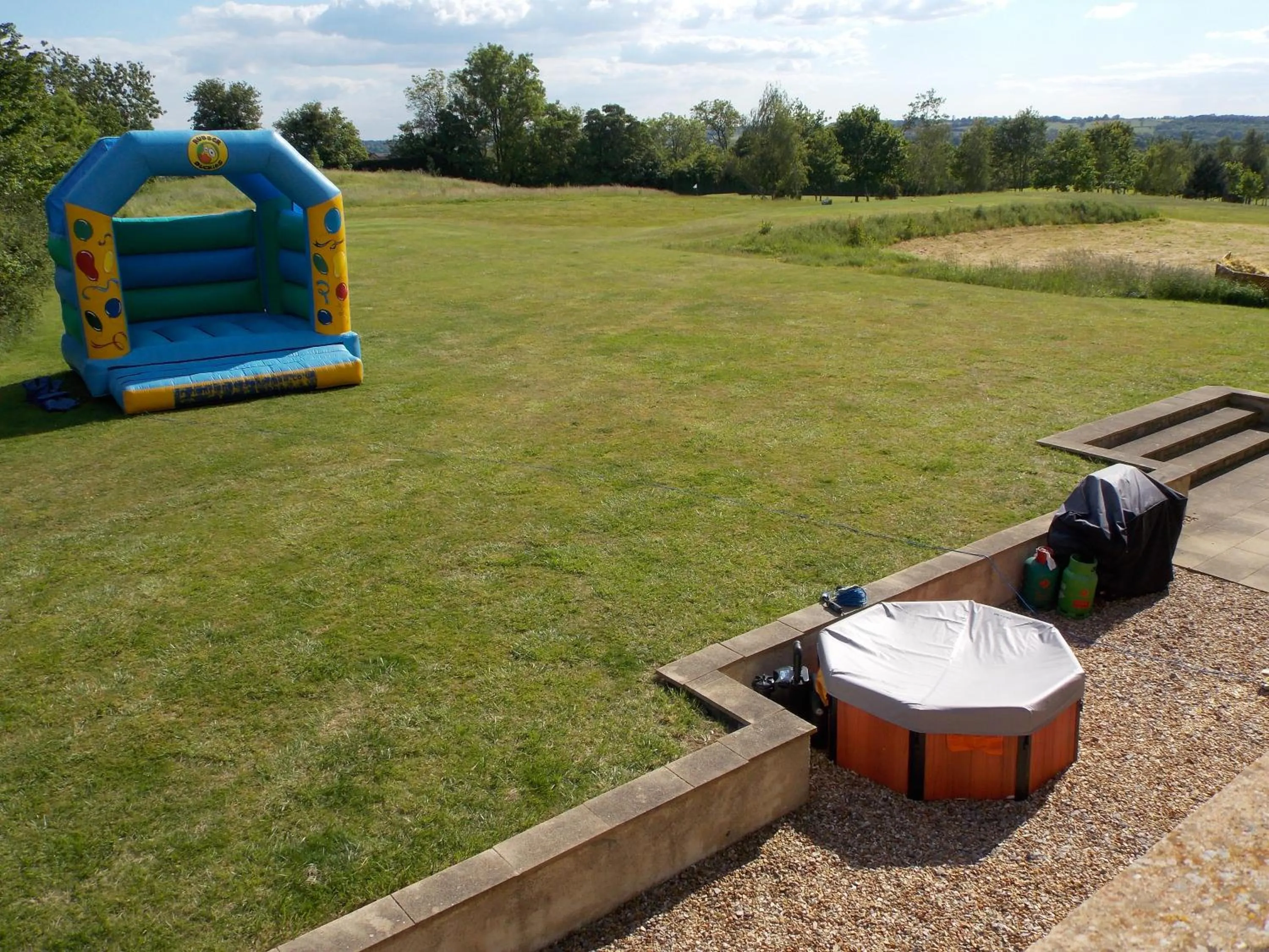 Garden in Canons Court Mews