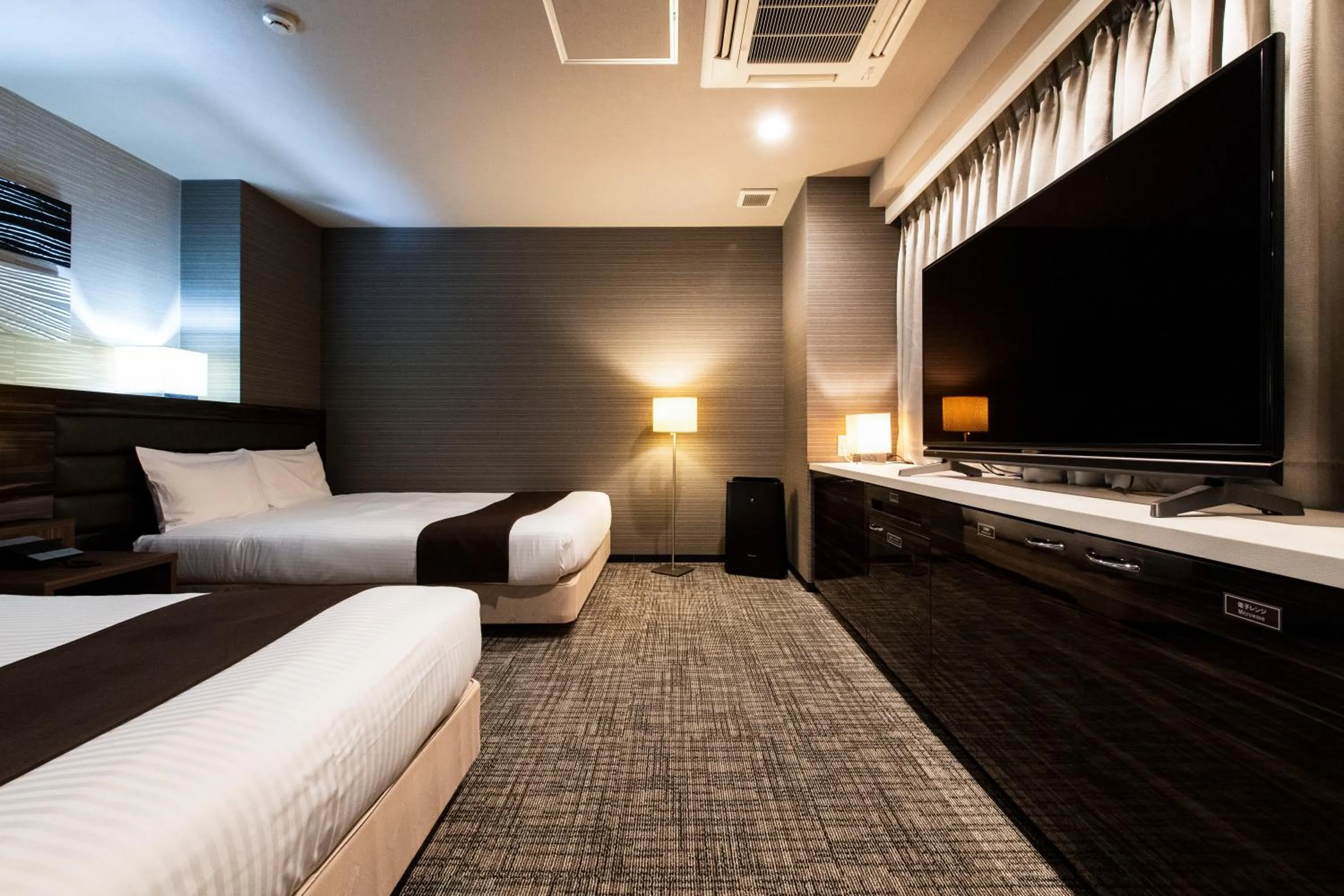 Photo of the whole room, Bed in Urvest Hotel Kamata