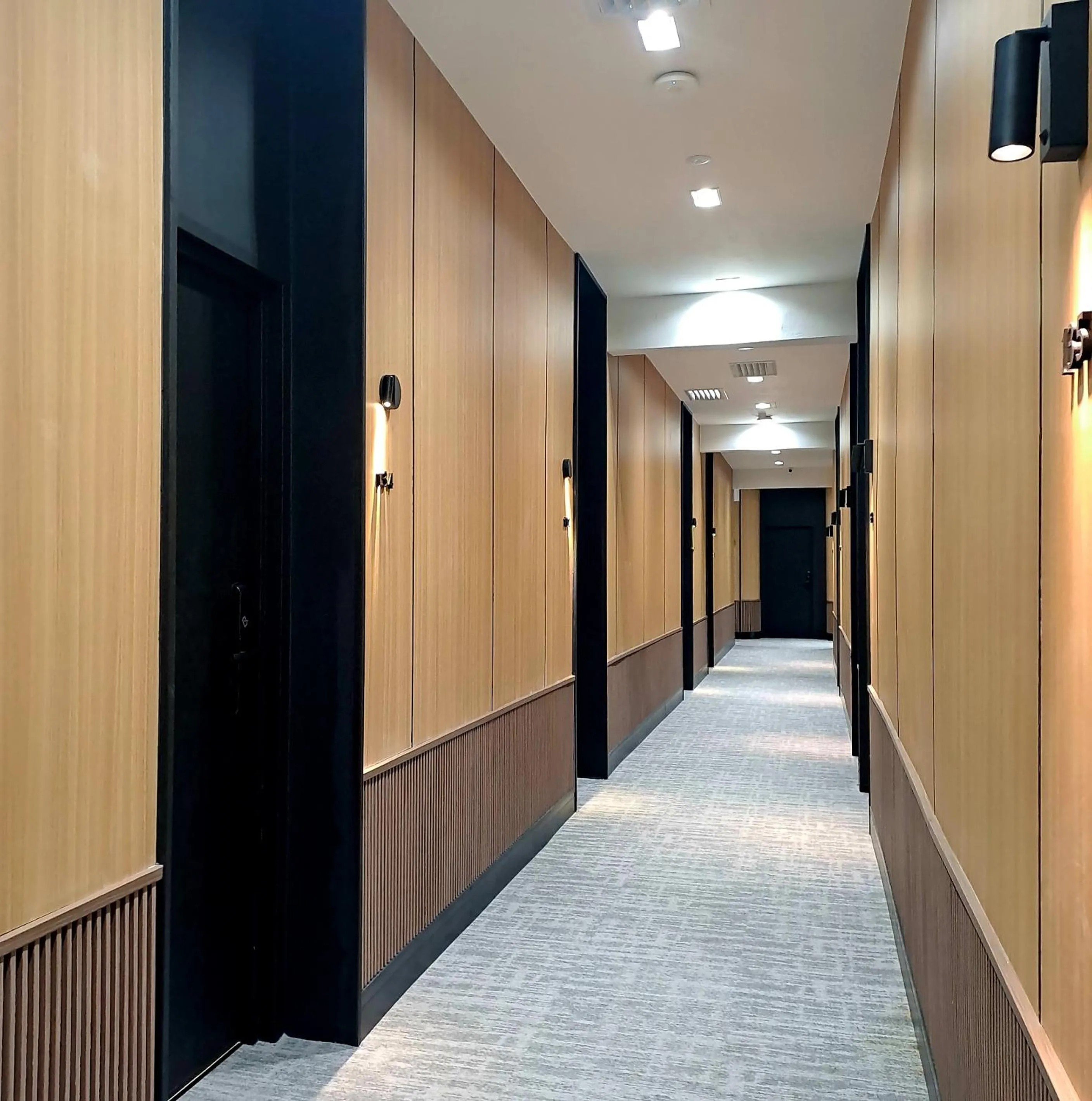 Urban Inn, Salak Tinggi