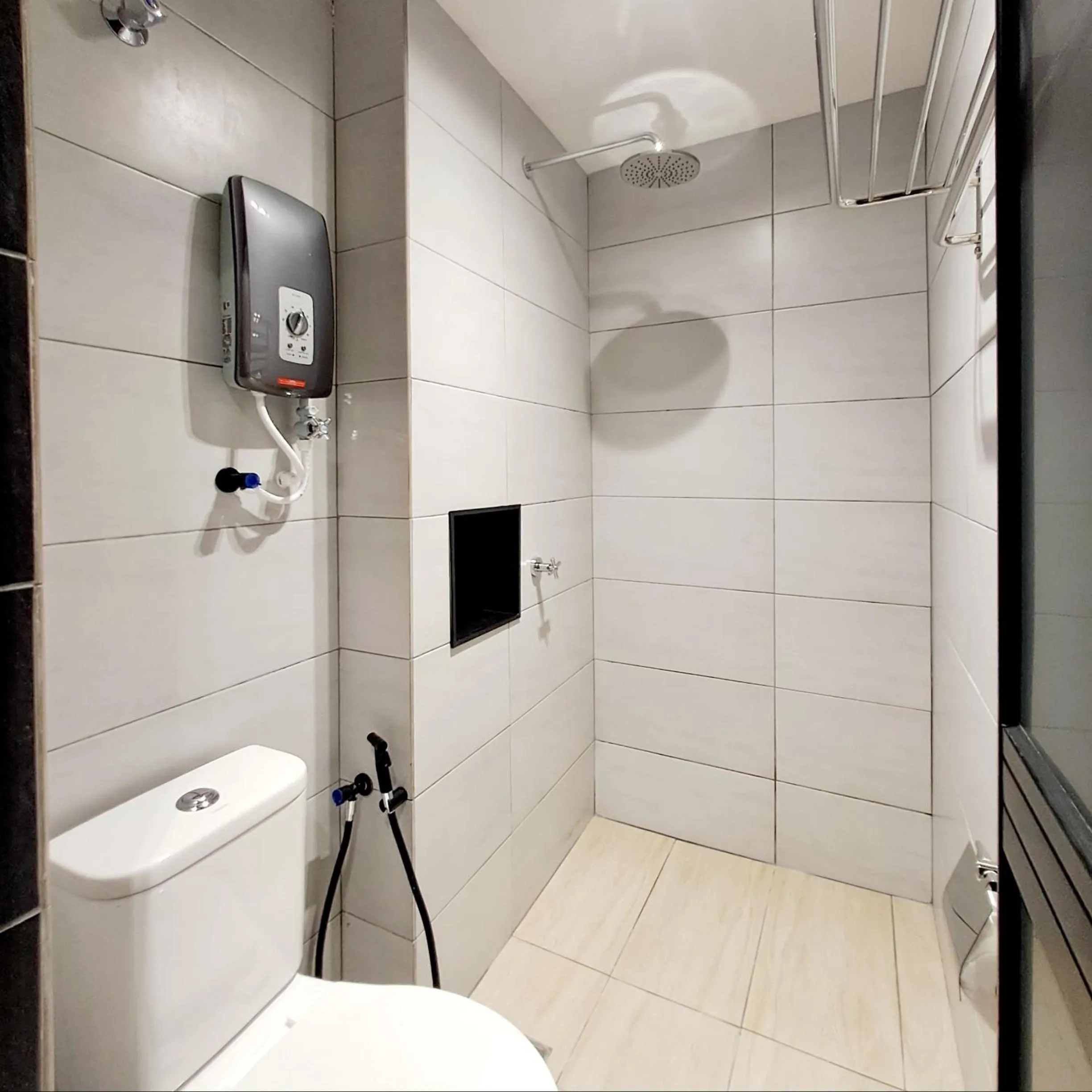 Bathroom in Urban Inn, Salak Tinggi