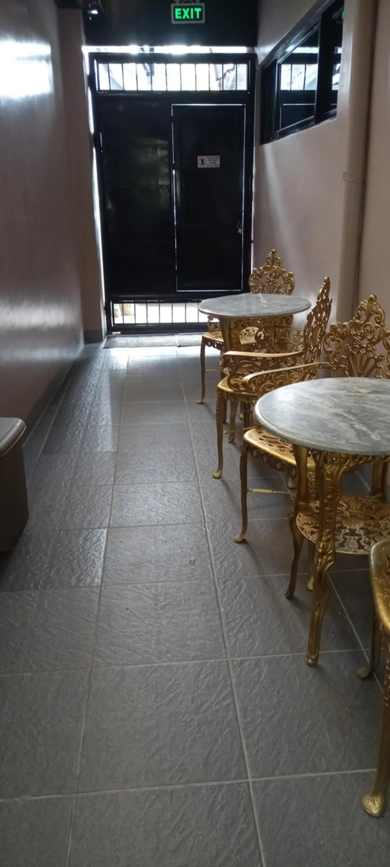 Breakfast in Lorraine Suites