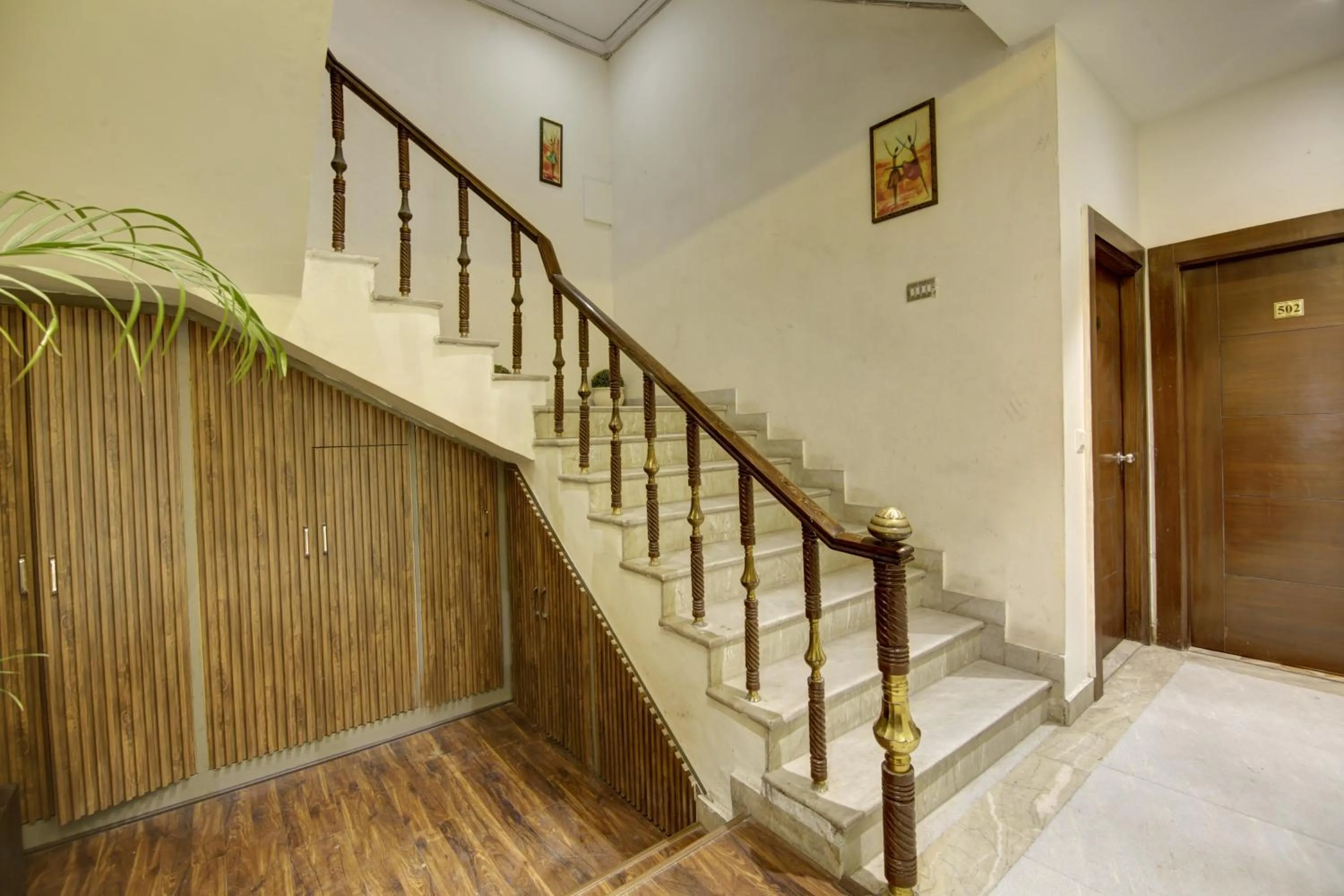 elevator in Hotel Kashish Plaza - 5 Mins From Metro Station