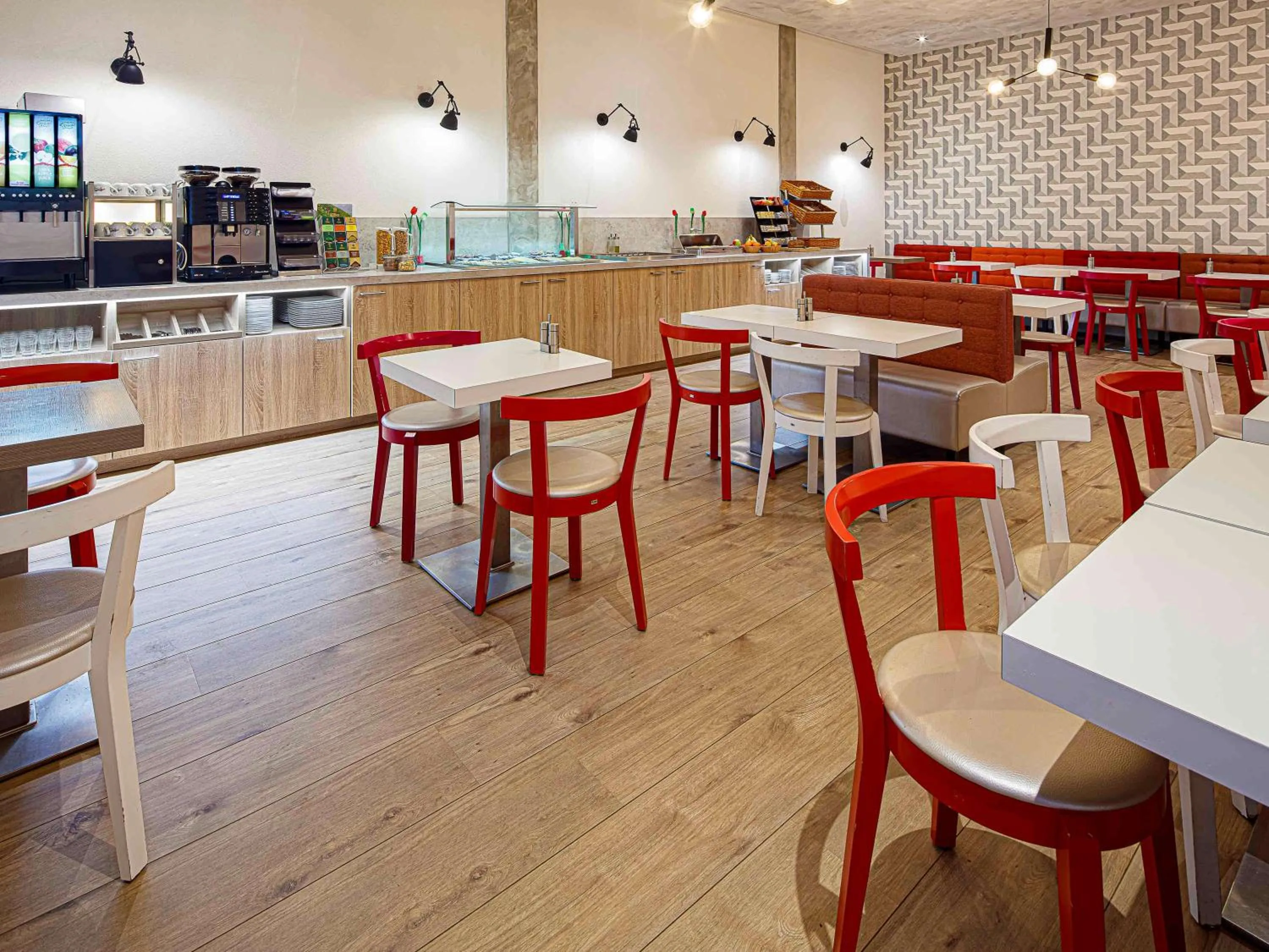 Restaurant/places to eat in ibis Styles Amsterdam Amstel