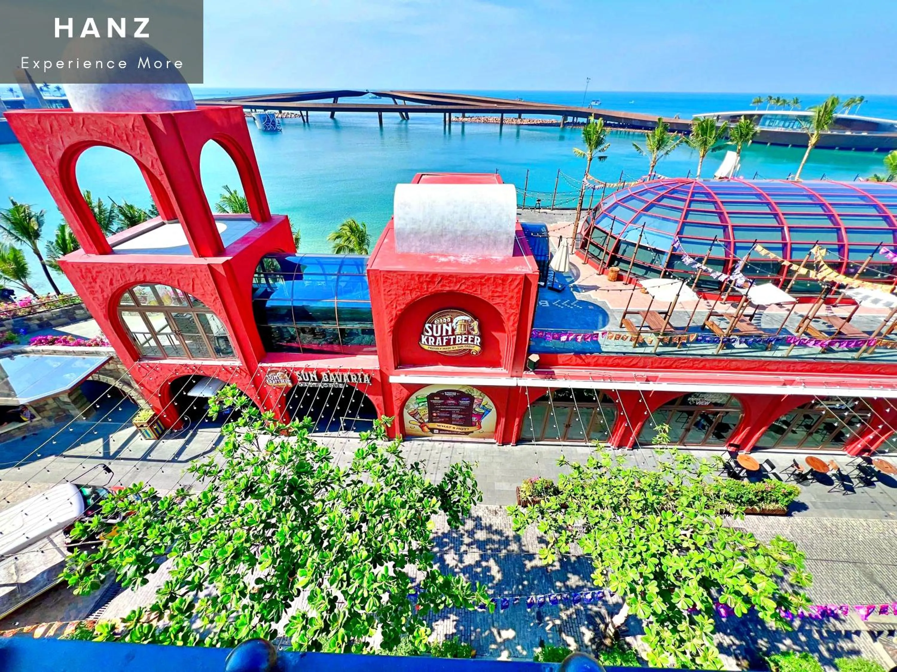 HANZ Lagoon Sunset Escape