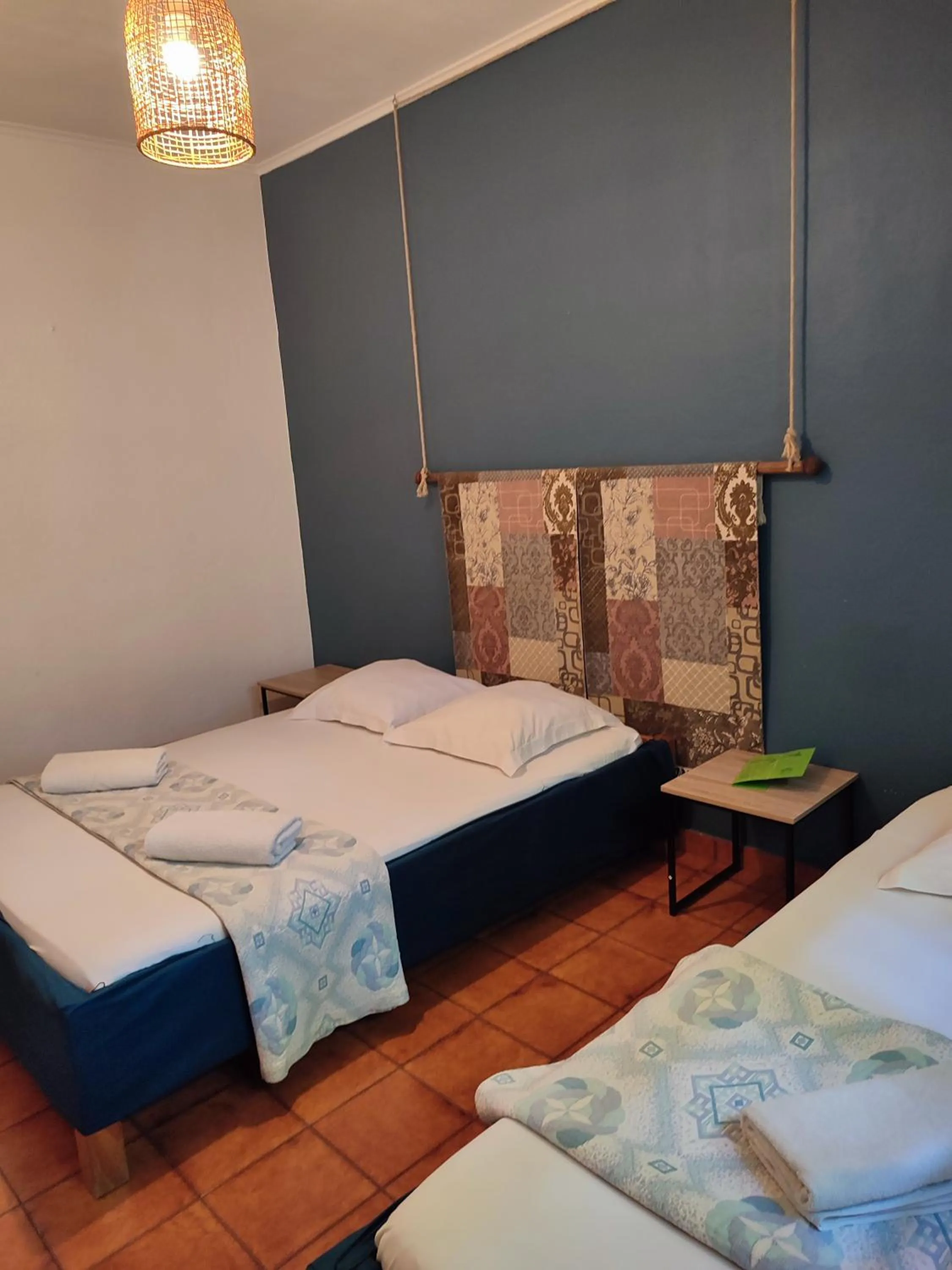 MARINA , 2mn à PIEDS PLAGE BOUCAN CANOT