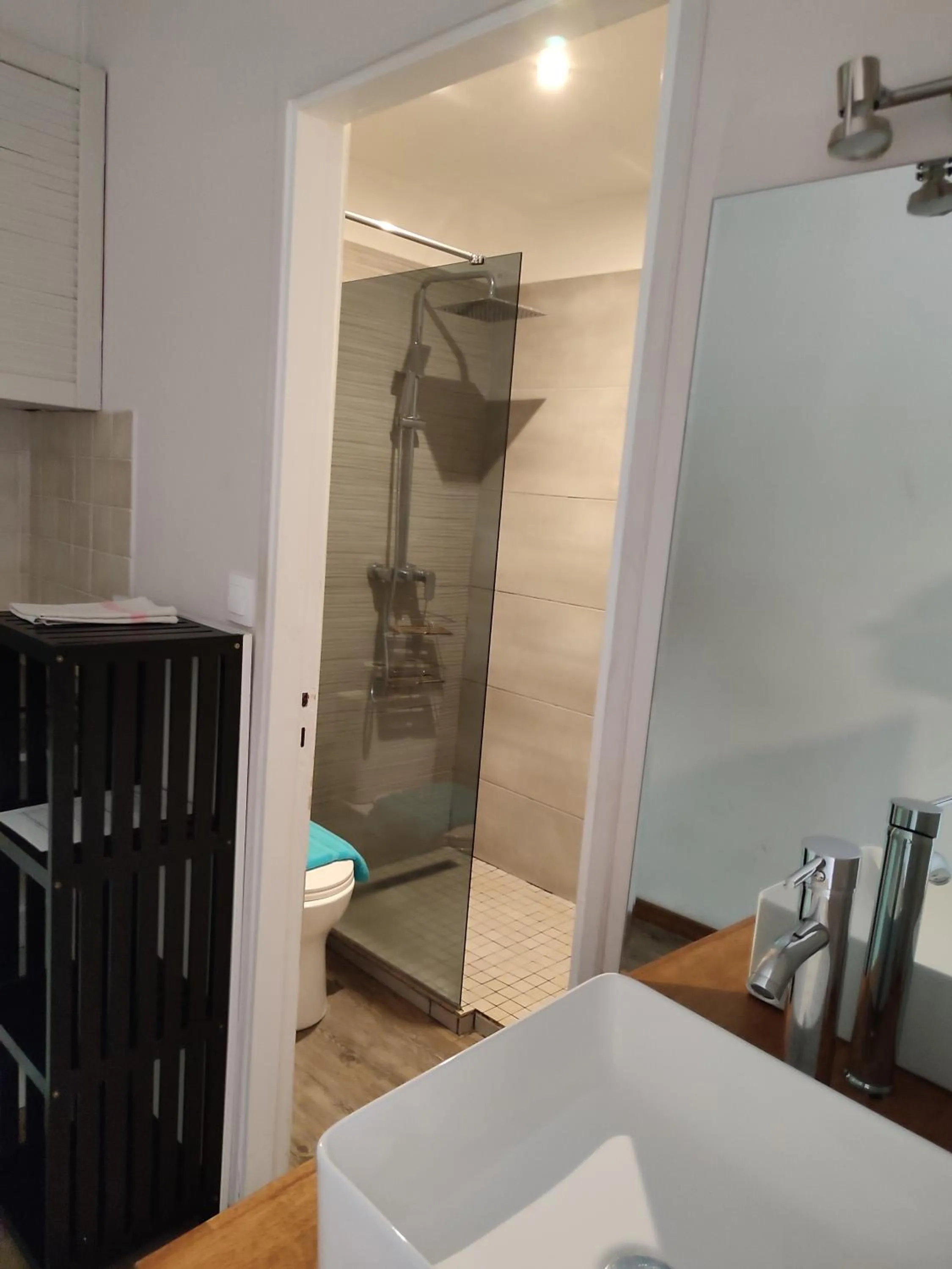 MARINA , 2mn à PIEDS PLAGE BOUCAN CANOT