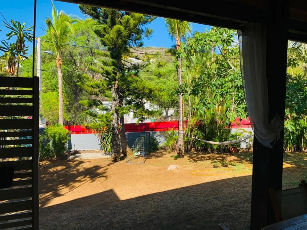 MARINA , 2mn à PIEDS PLAGE BOUCAN CANOT