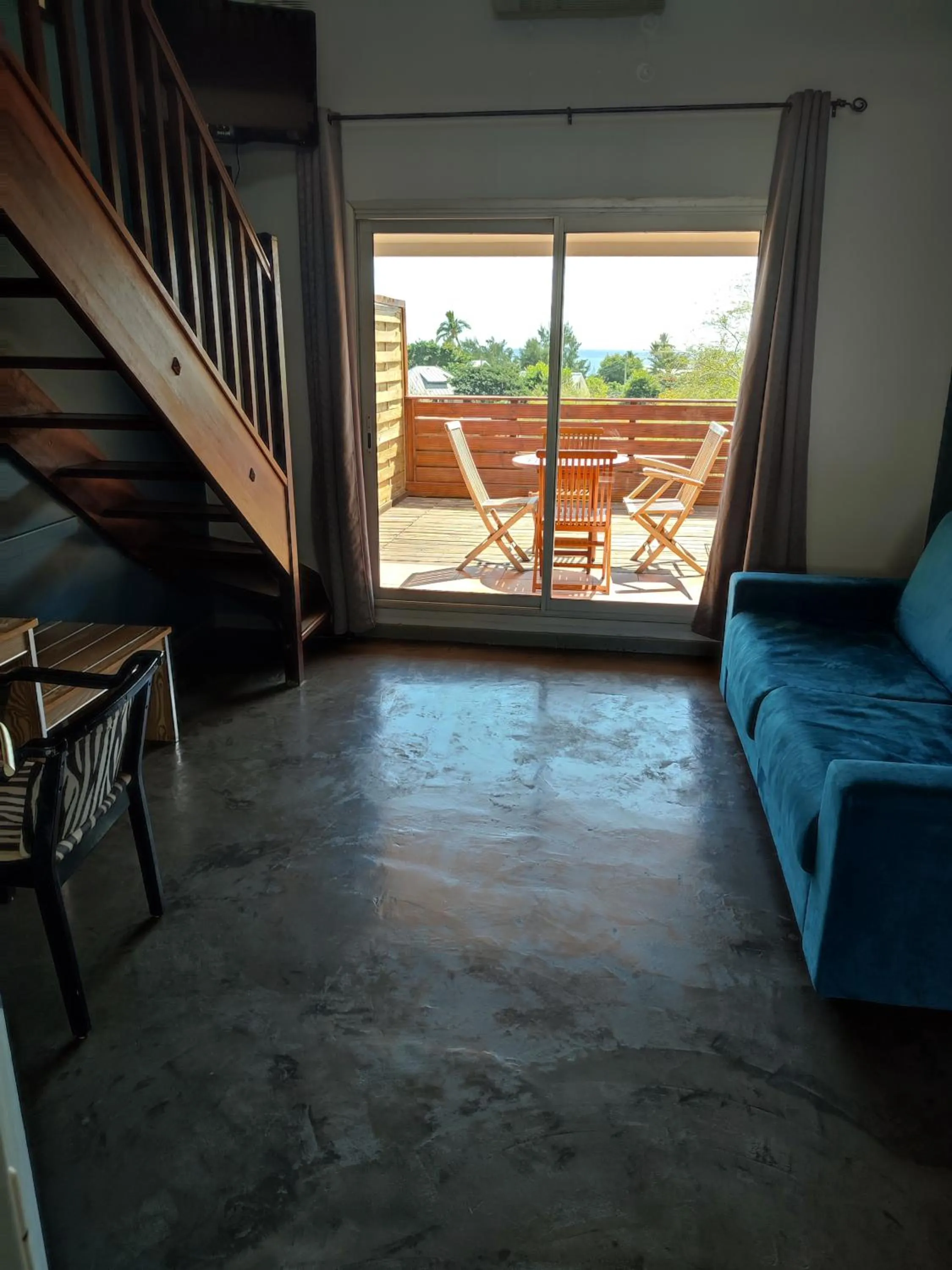 MARINA , 2mn à PIEDS PLAGE BOUCAN CANOT