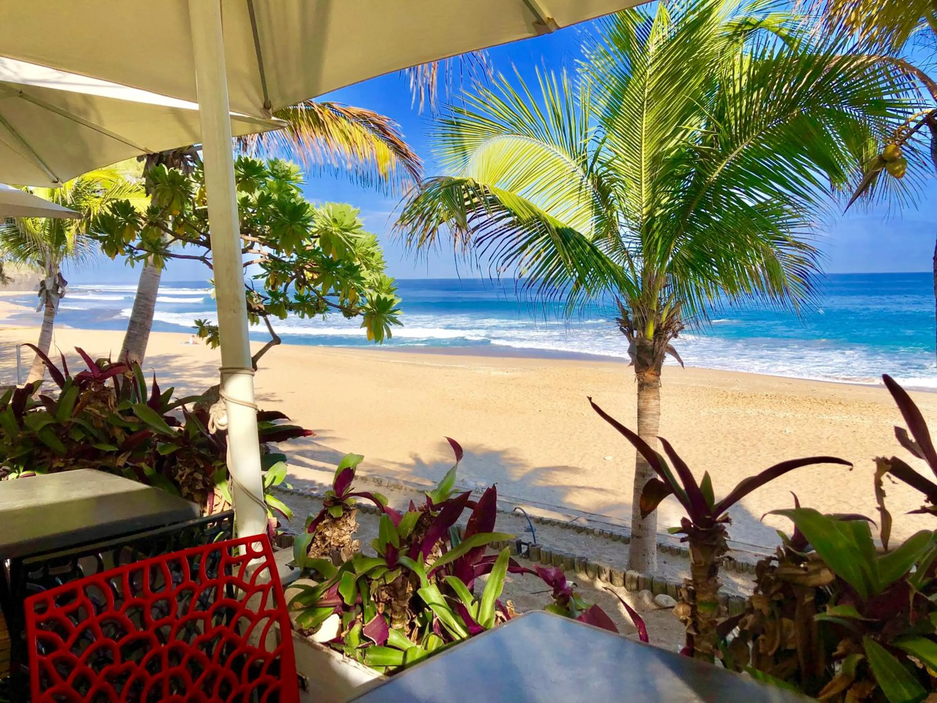 MARINA , 2mn à PIEDS PLAGE BOUCAN CANOT