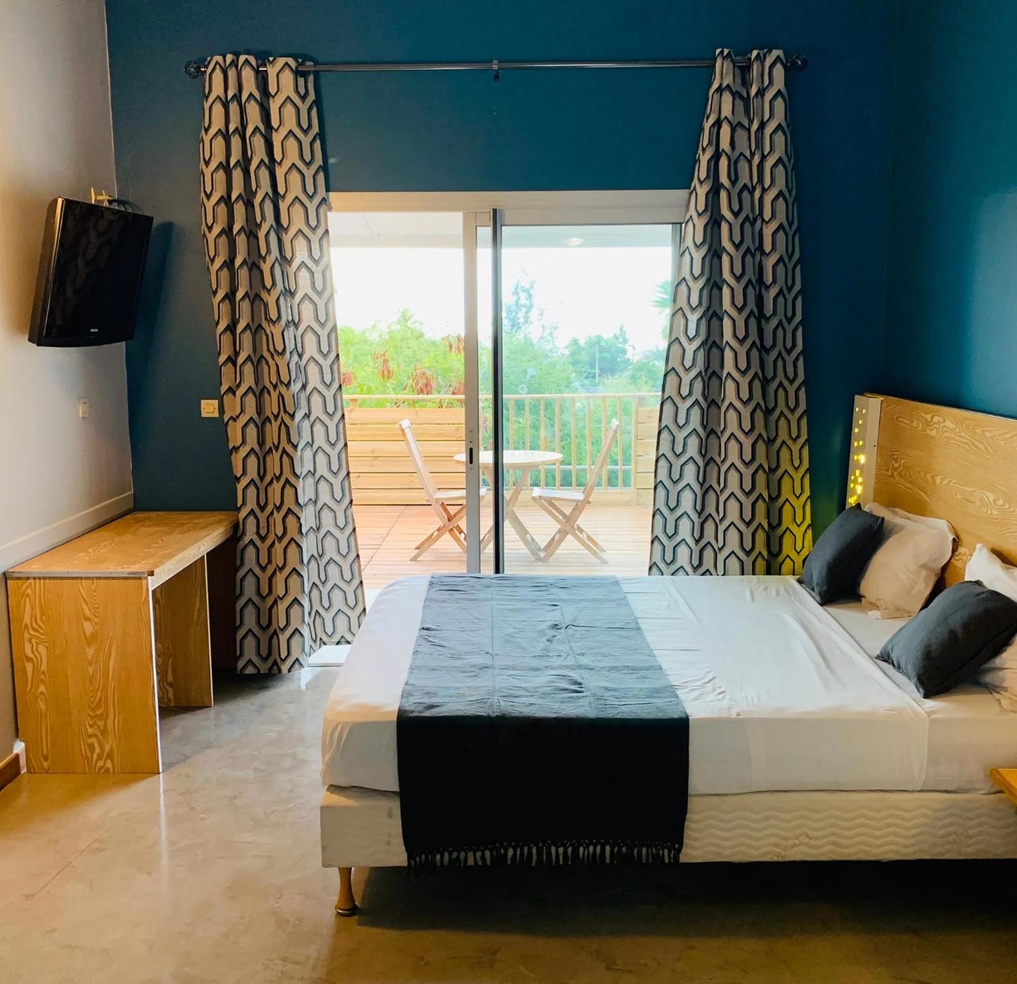 MARINA , 2mn à PIEDS PLAGE BOUCAN CANOT