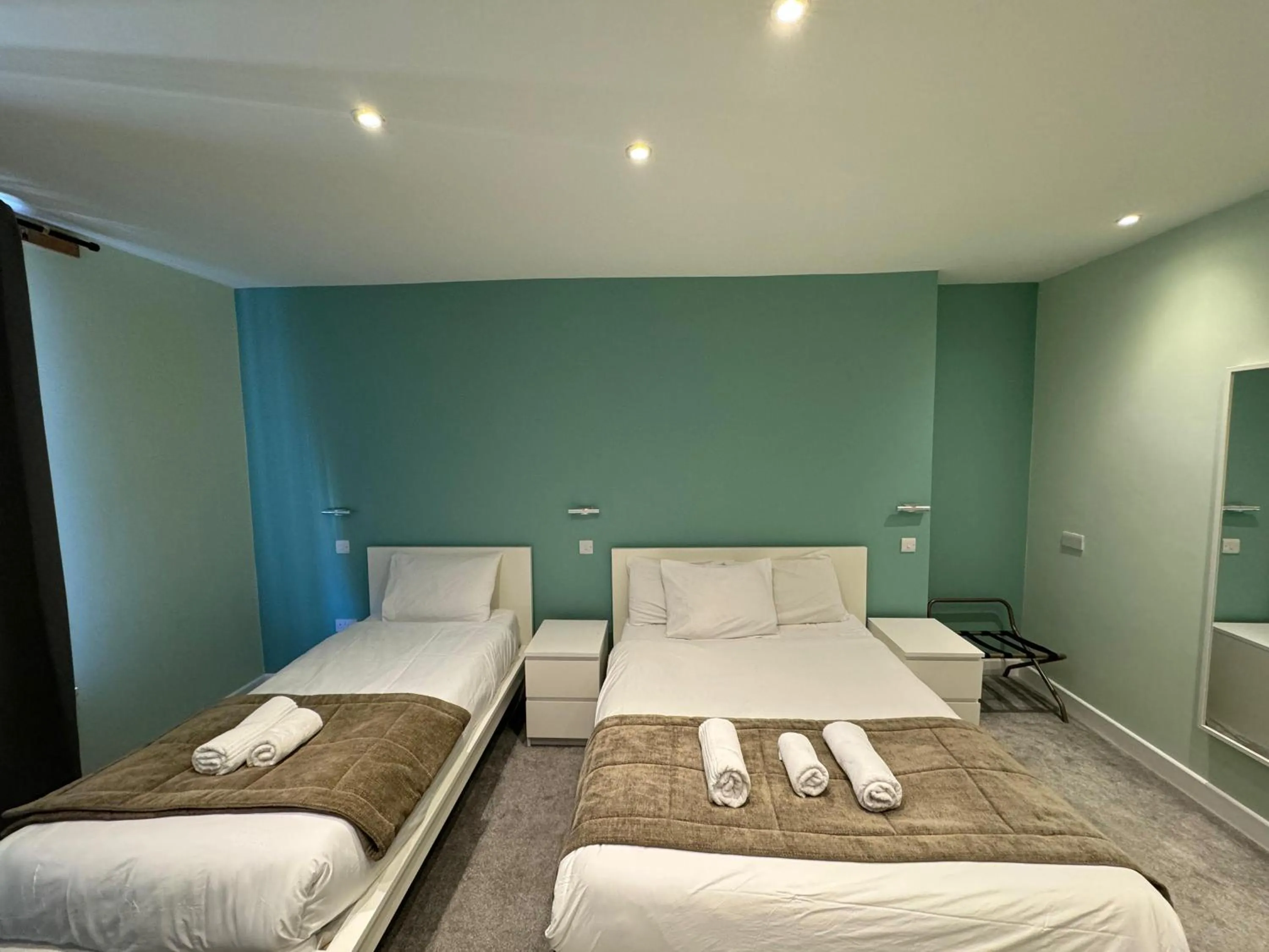 Bedroom, Bed in The George Hotel