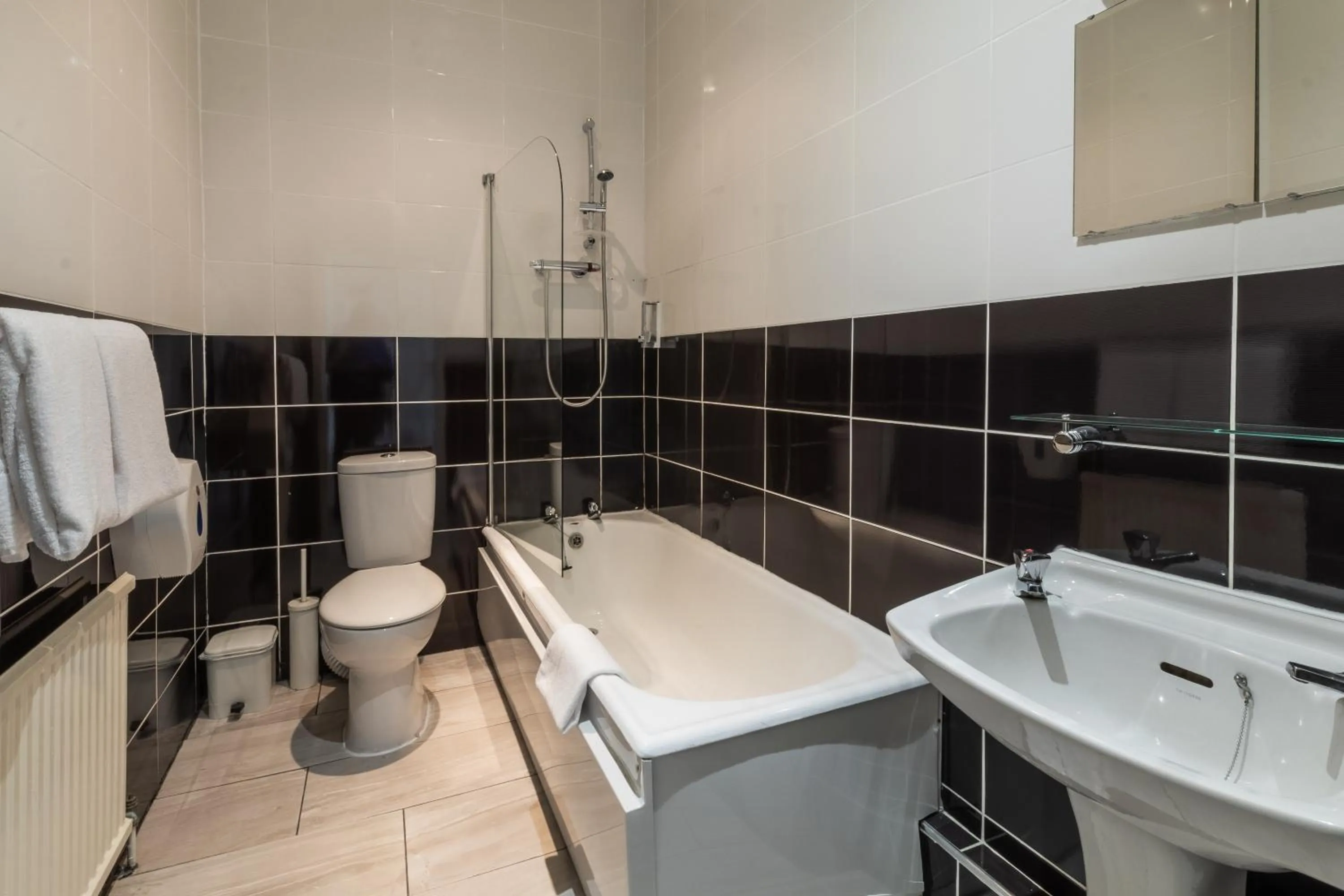 Bathroom in The George Hotel