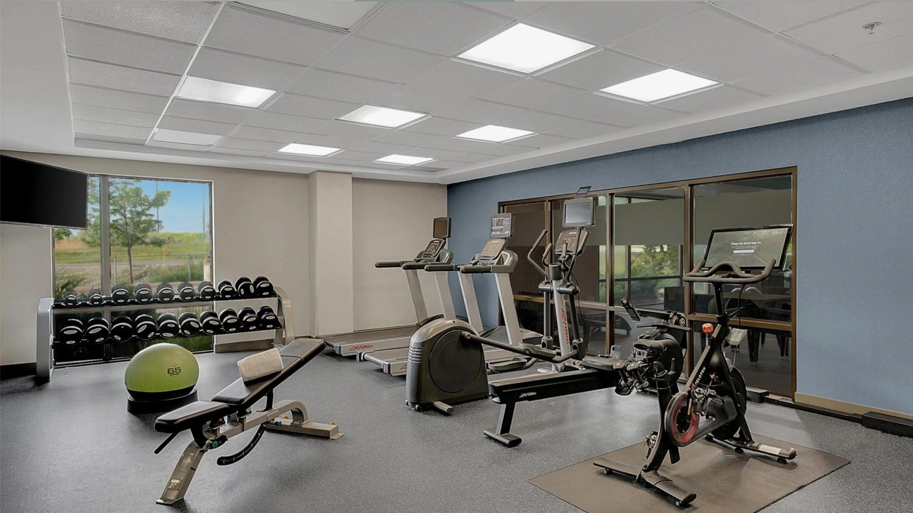 Fitness centre/facilities in Hampton Inn & Suites by Hilton Toronto Markham