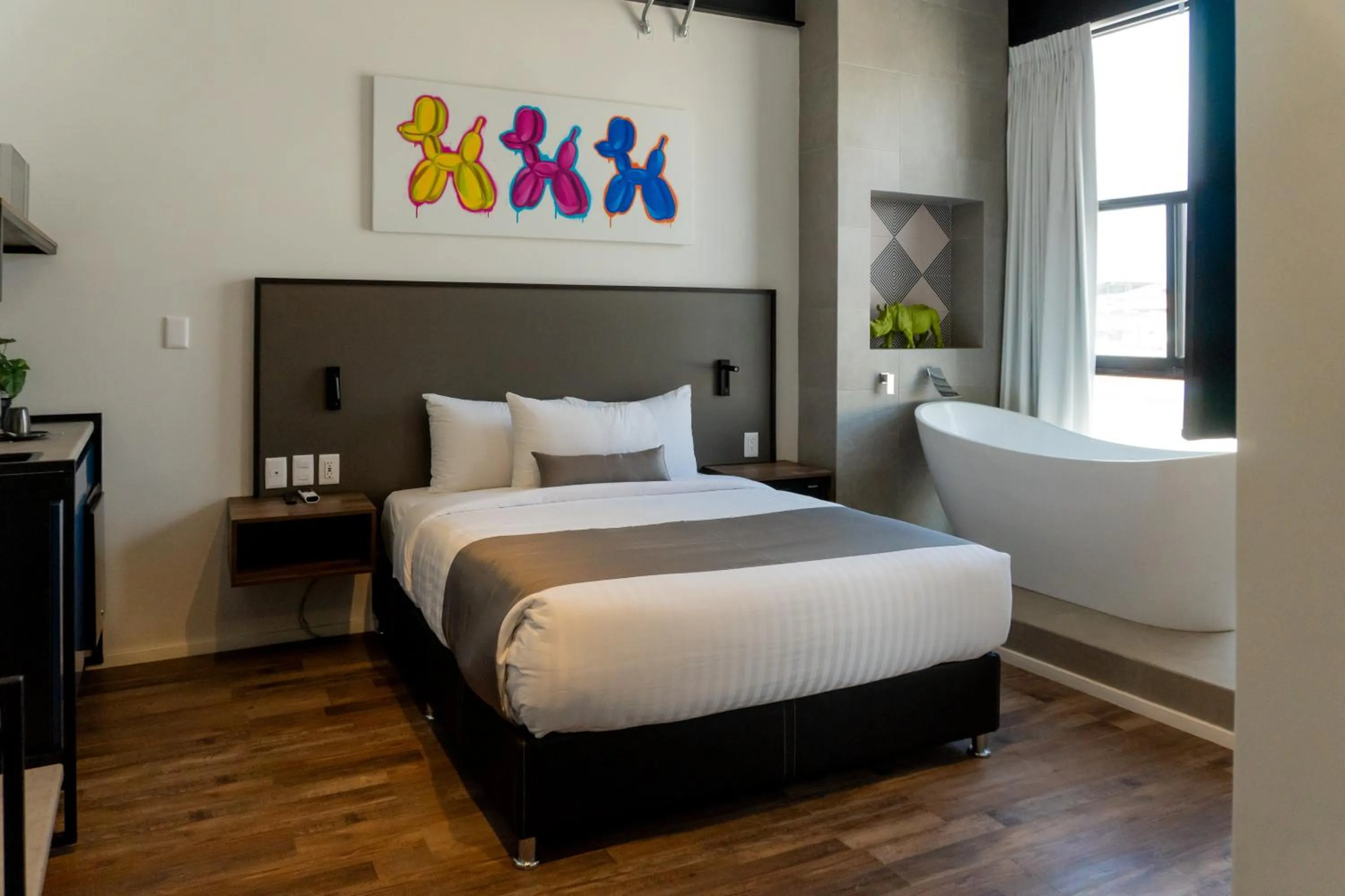 Photo of the whole room, Bed in ALT URBANA