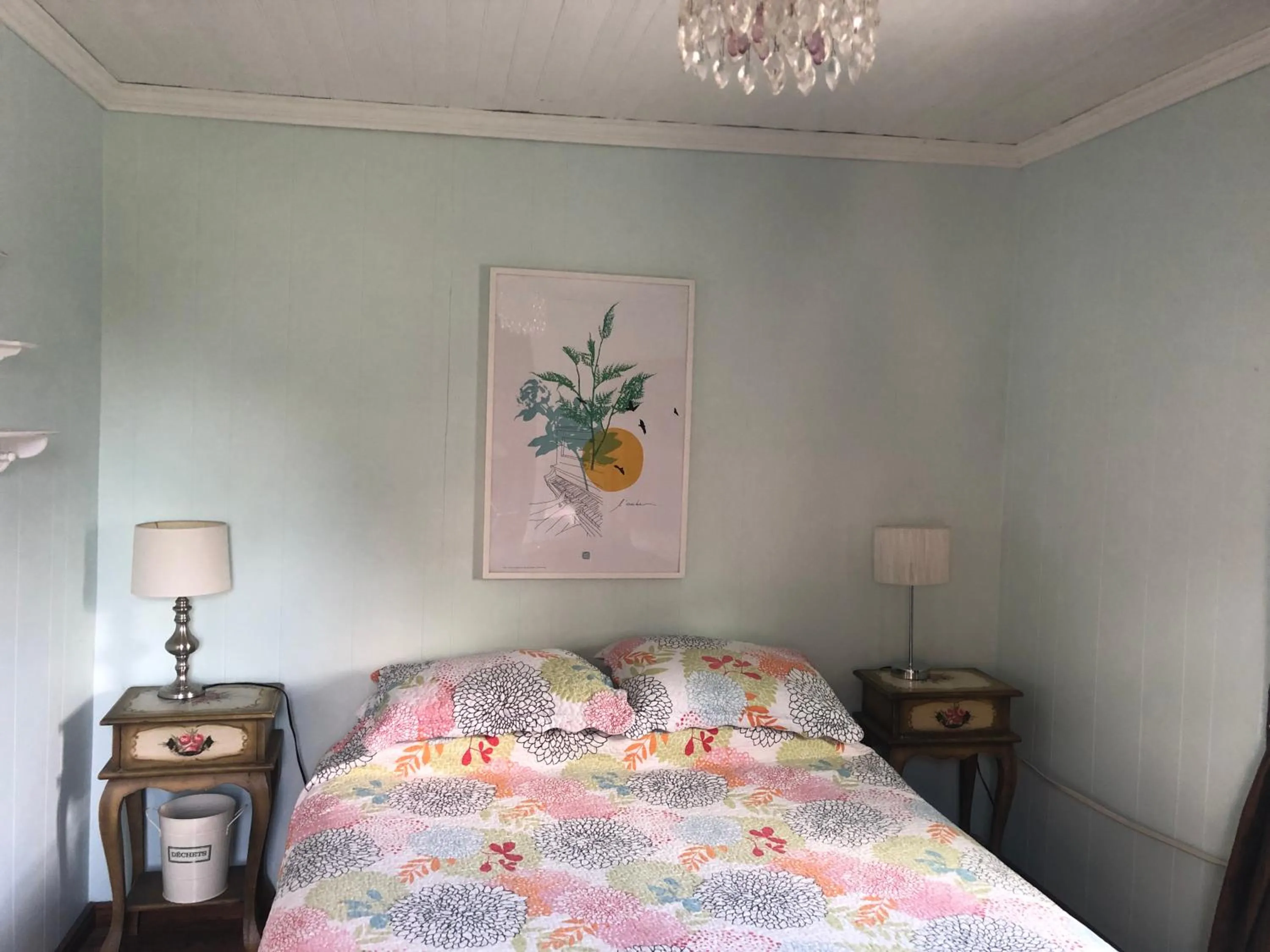 Bedroom, Bed in Gîte du Village - Deschambault