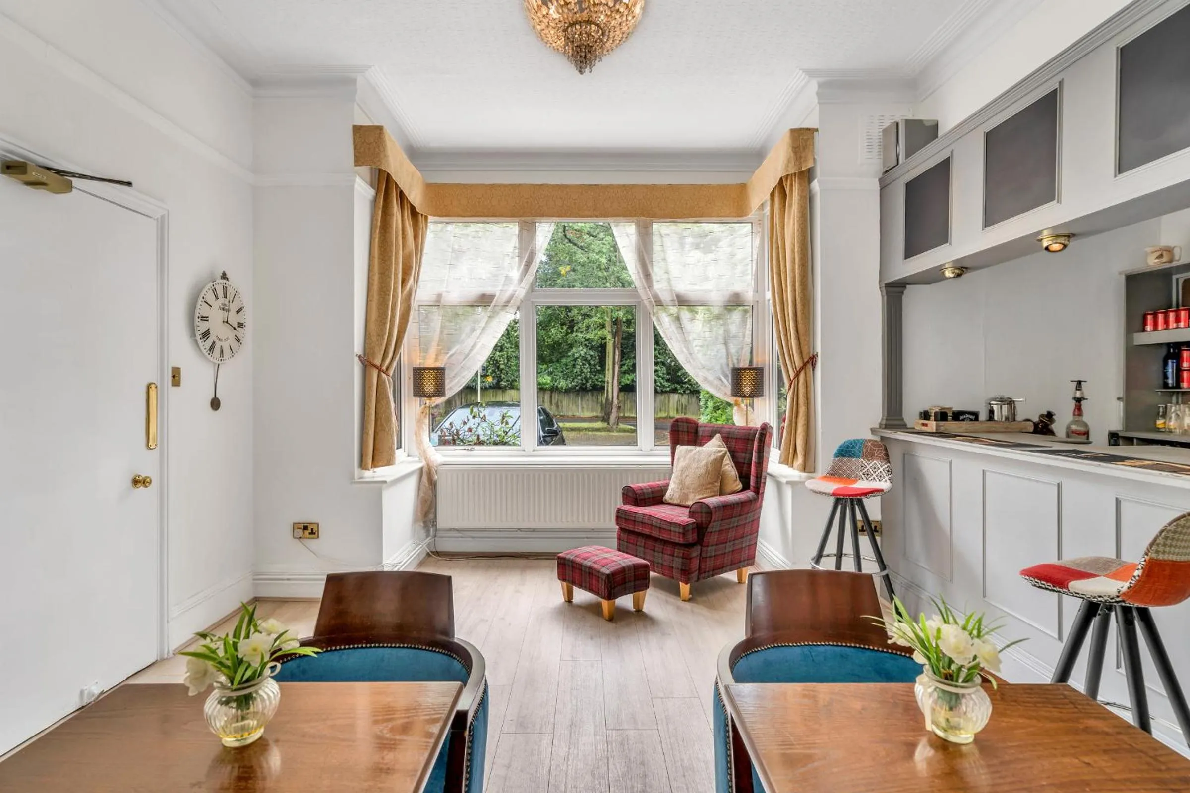 Lounge or bar in Dial House Hotel