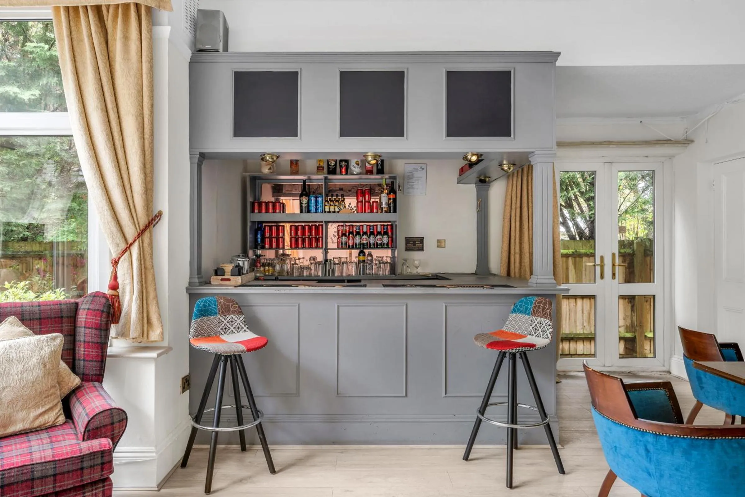 Drinks in Dial House Hotel