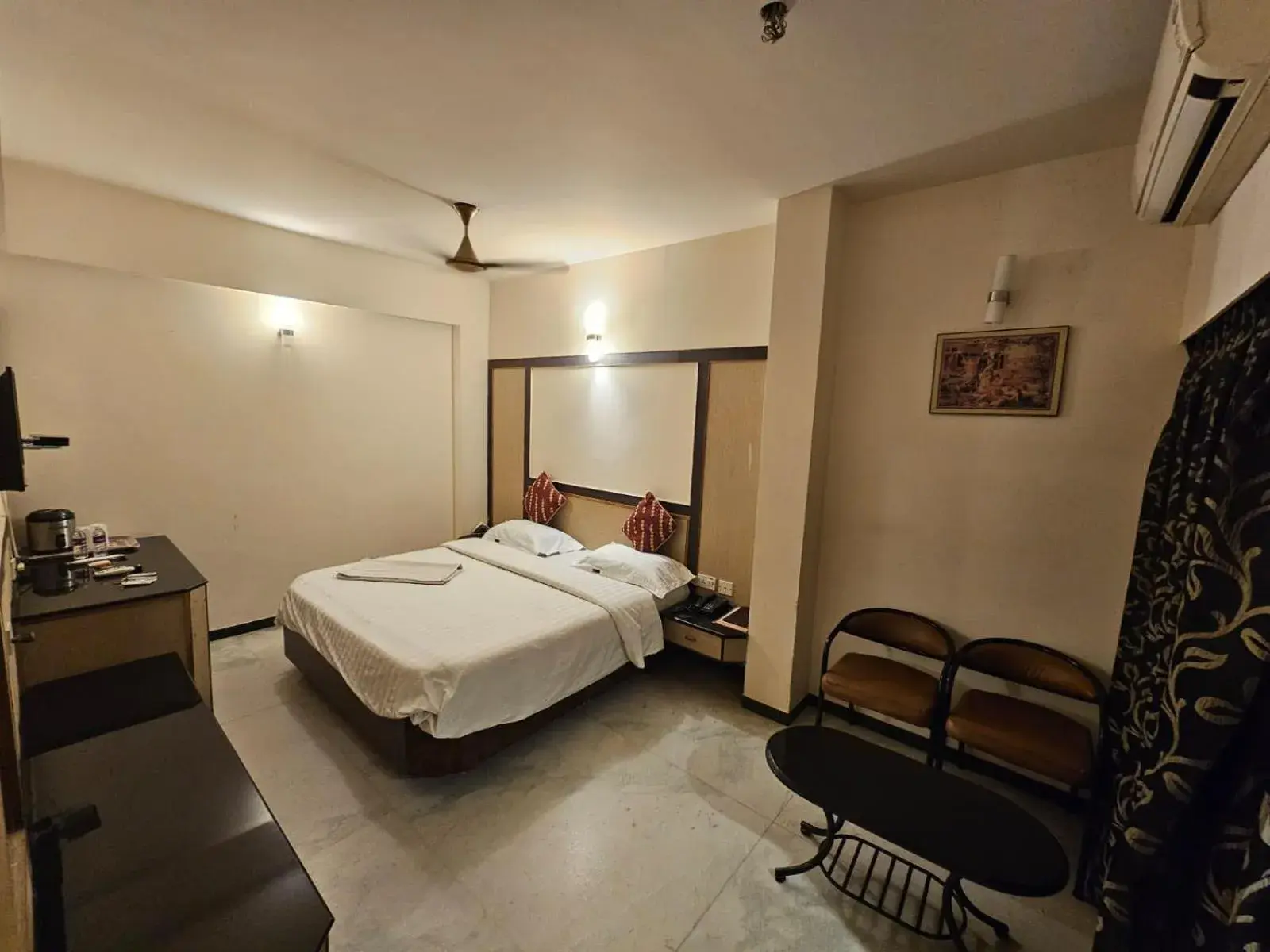Double Room - single occupancy in HOTEL MERILIN Double Room - single occupancy in HOTEL MERILIN