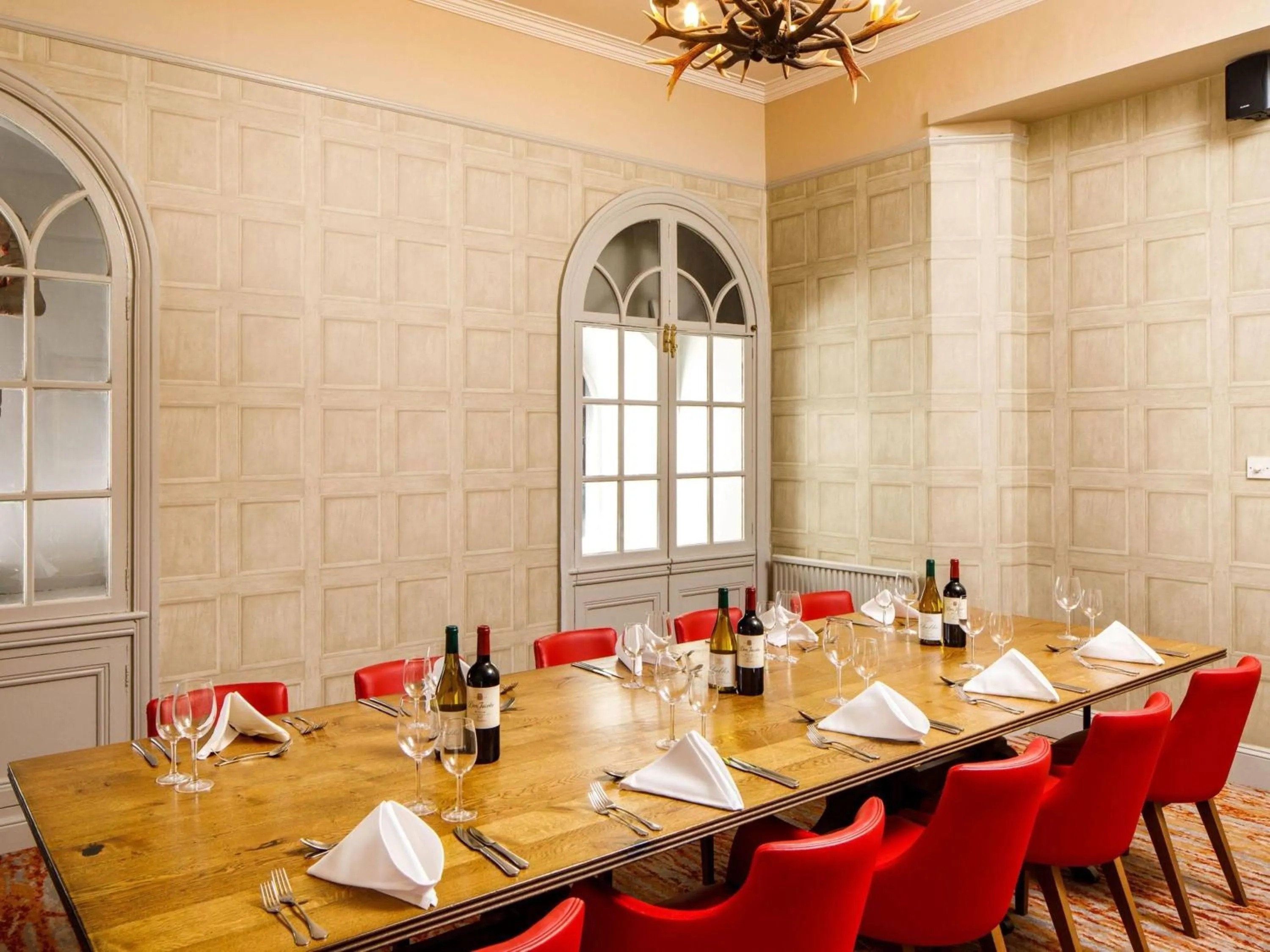 Meeting/conference room in Mercure Bristol North The Grange Hotel