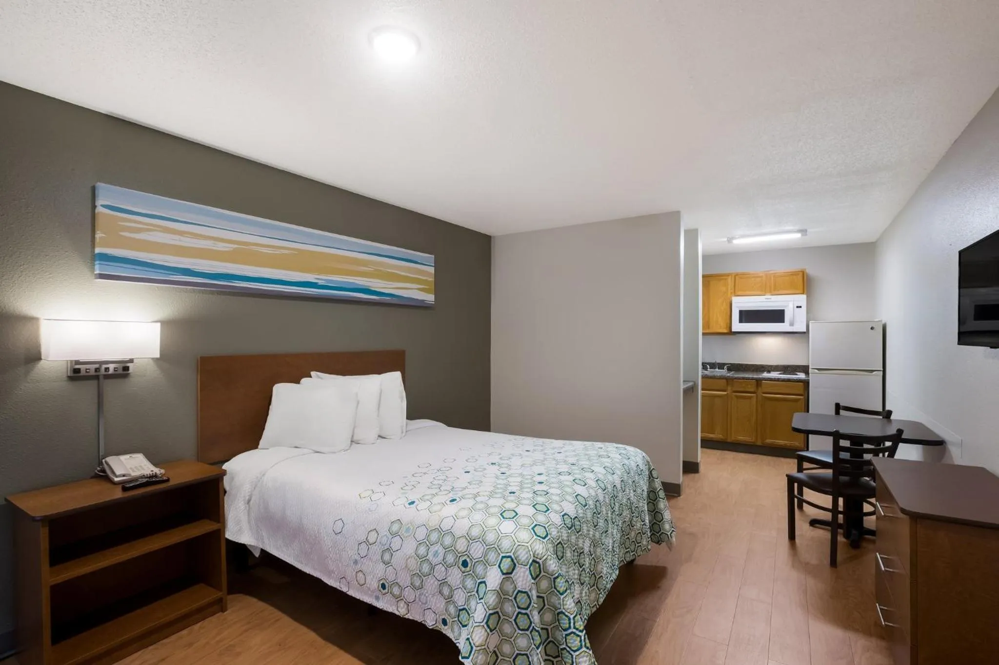 Bedroom, Bed in HomeTowne Studios by Red Roof Covington, GA